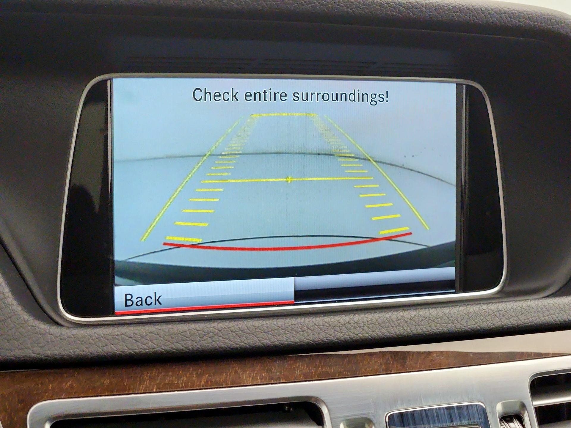 Thumbnail: 2015 Mercedes-Benz E-Class - 15