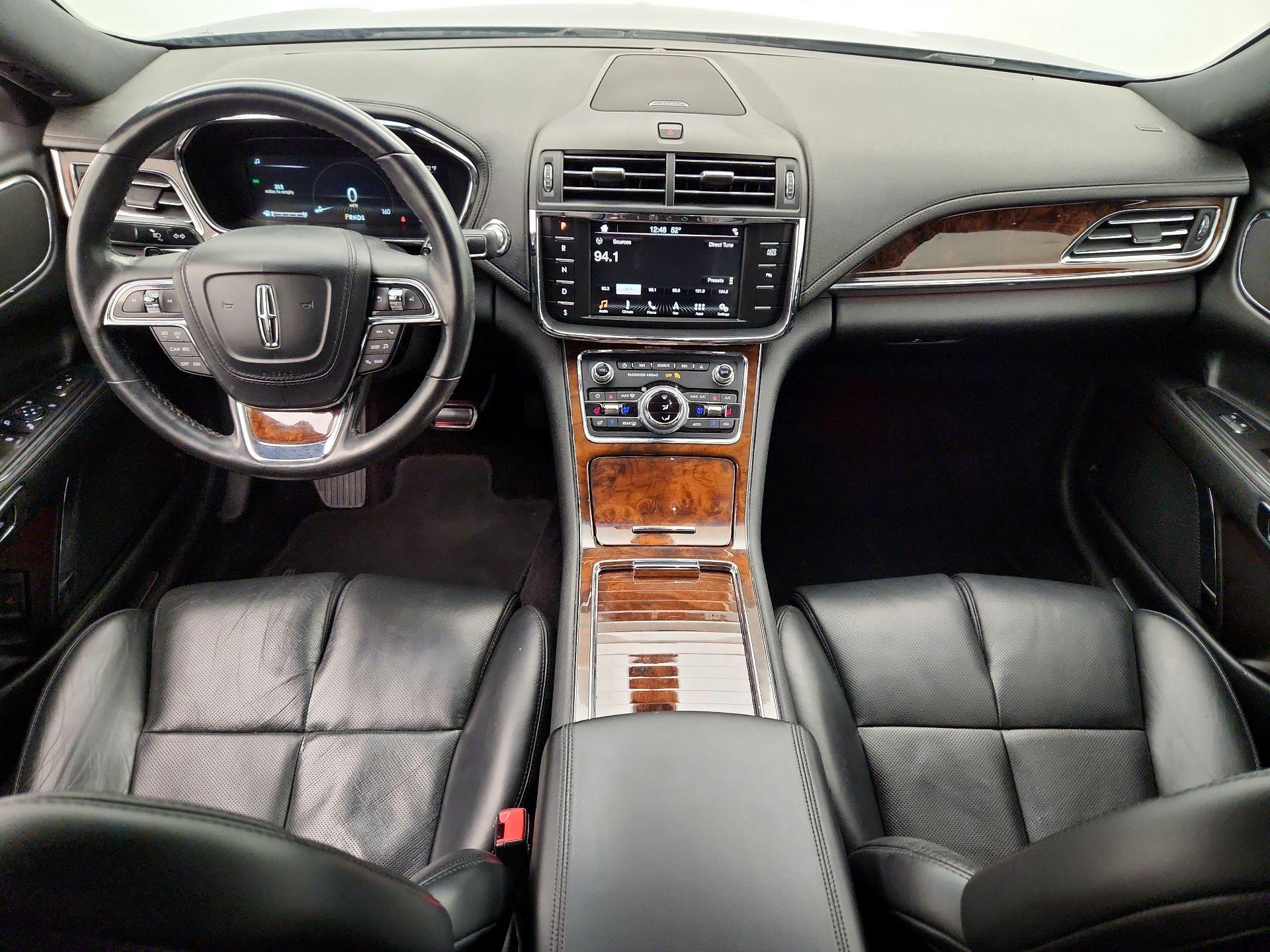 Thumbnail: 2017 Lincoln Continental - 9