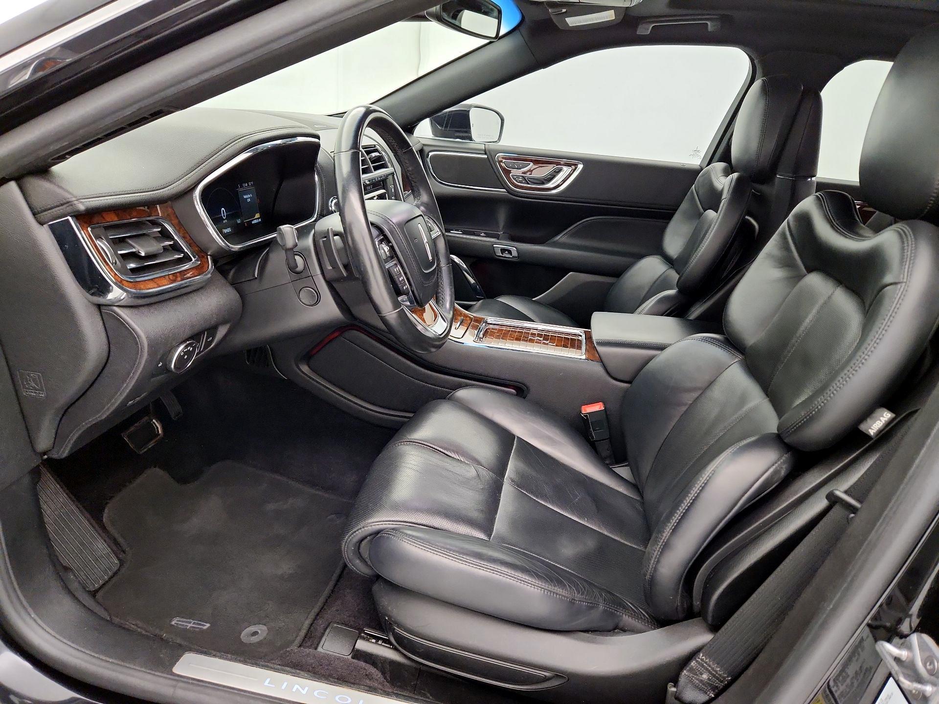 Thumbnail: 2017 Lincoln Continental - 11