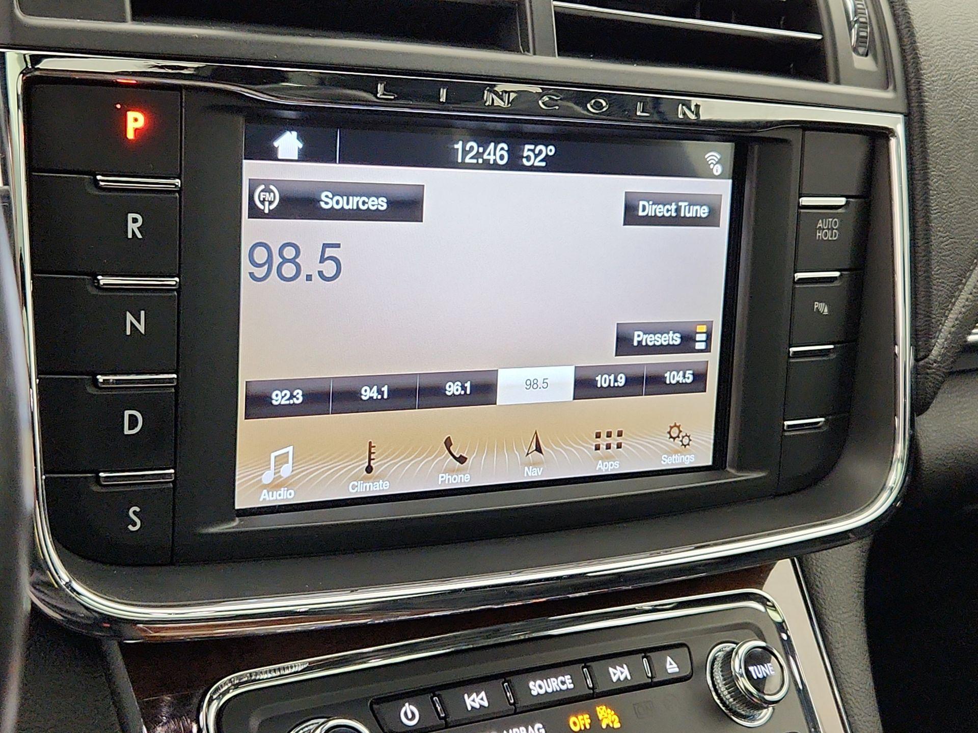 Thumbnail: 2017 Lincoln Continental - 16