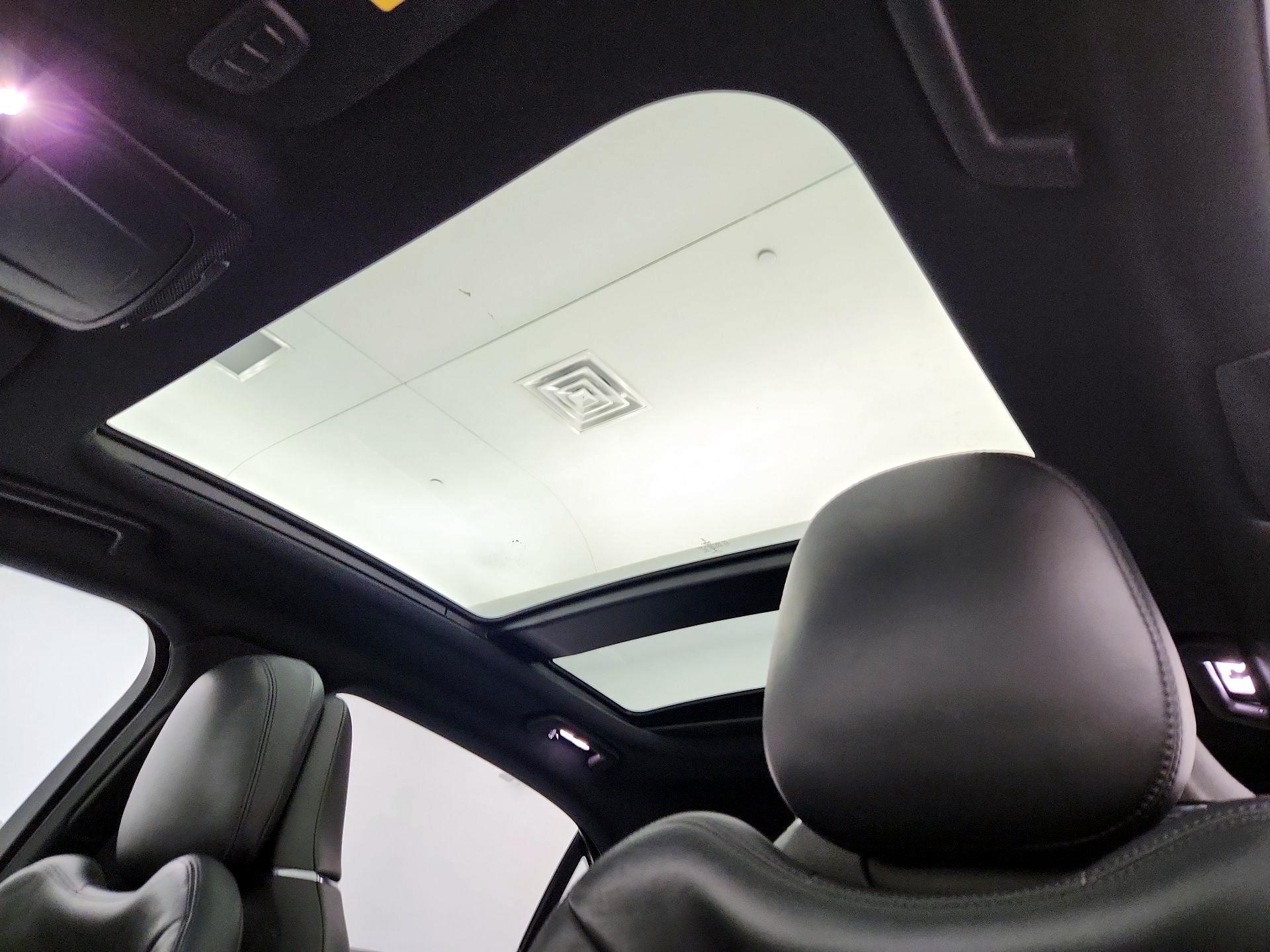 Thumbnail: 2017 Lincoln Continental - 20