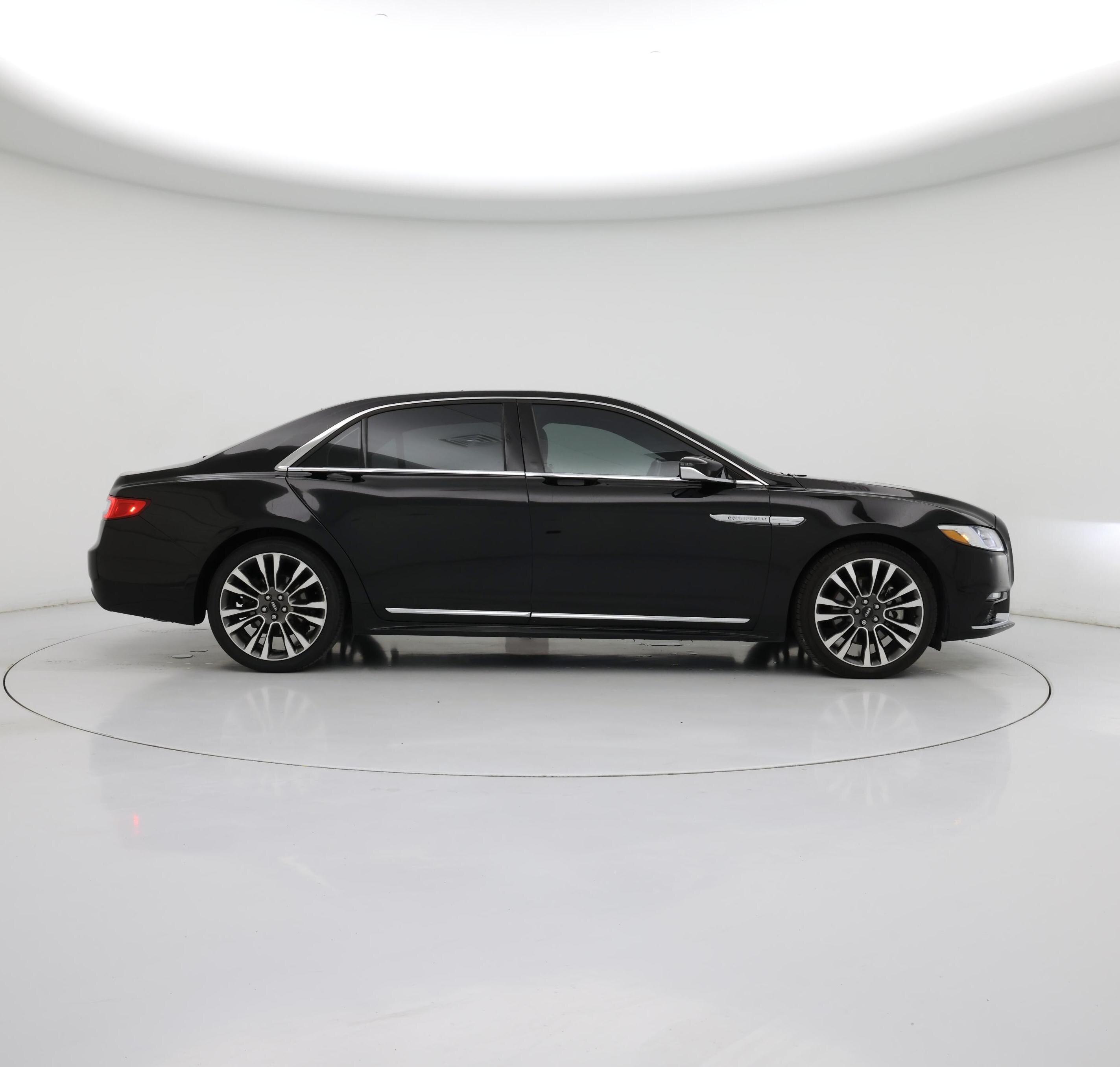 Thumbnail: 2017 Lincoln Continental - 7