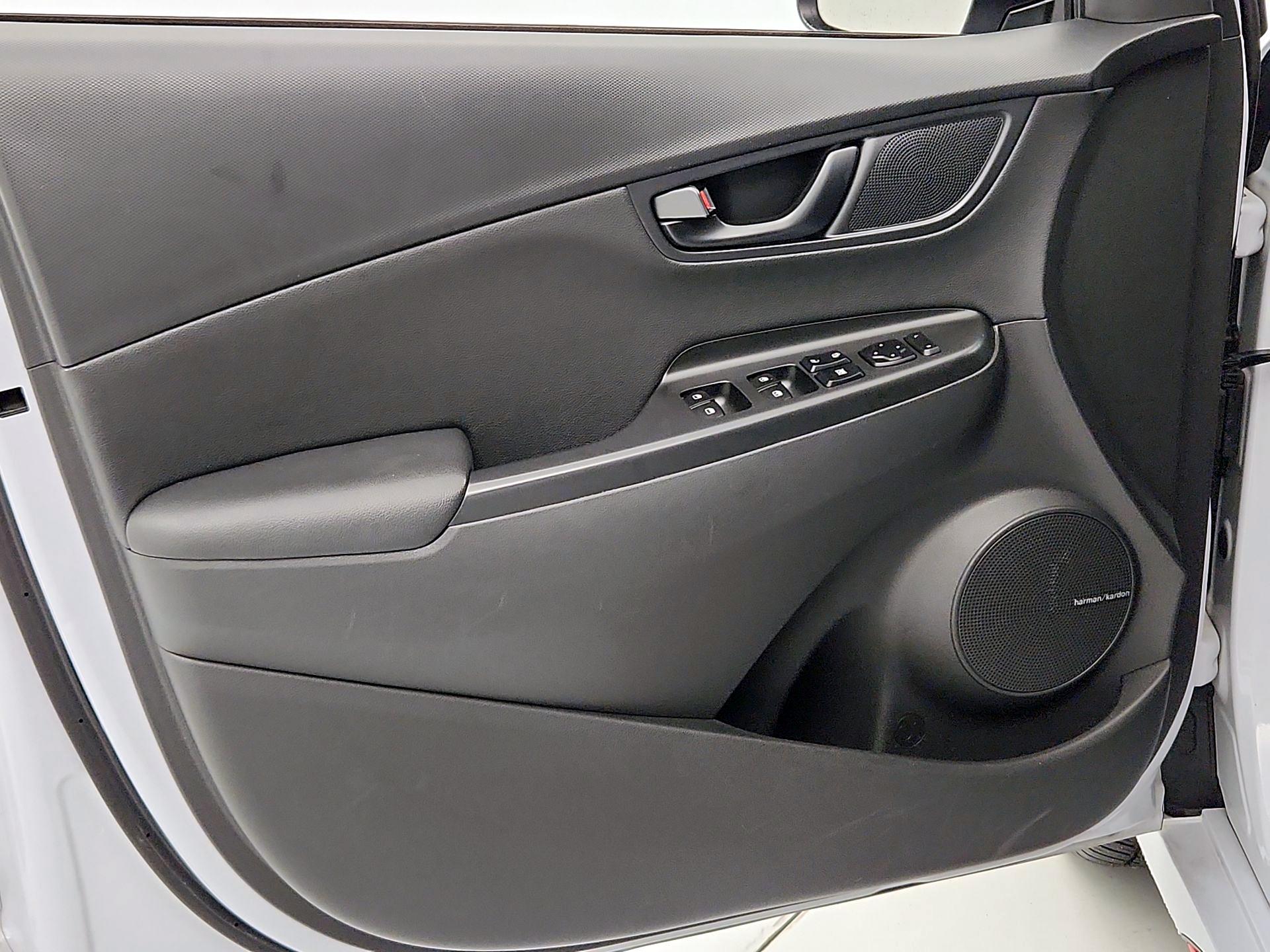 Thumbnail: 2022 Hyundai Kona - 12