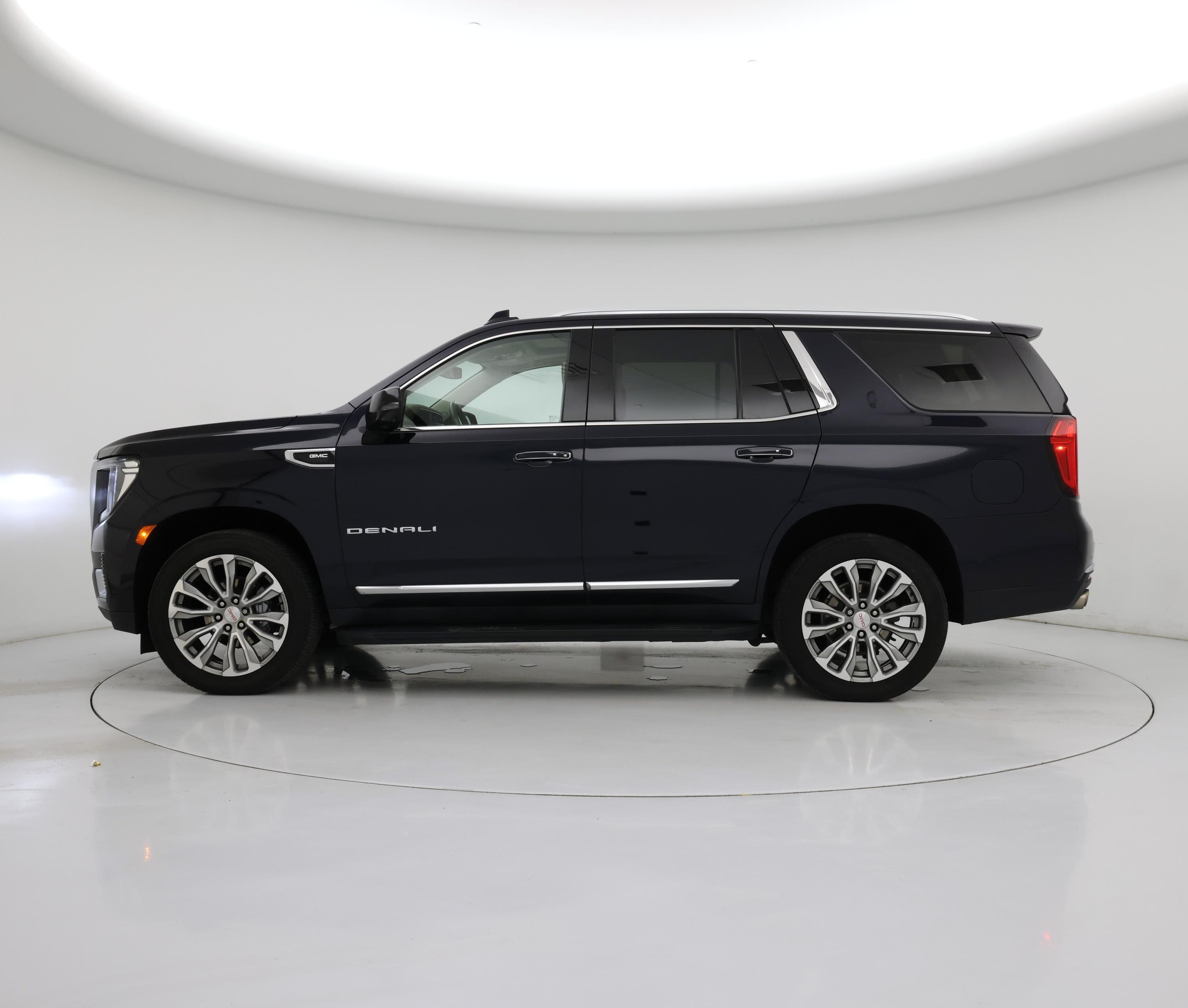 Thumbnail: 2021 GMC Yukon - 3
