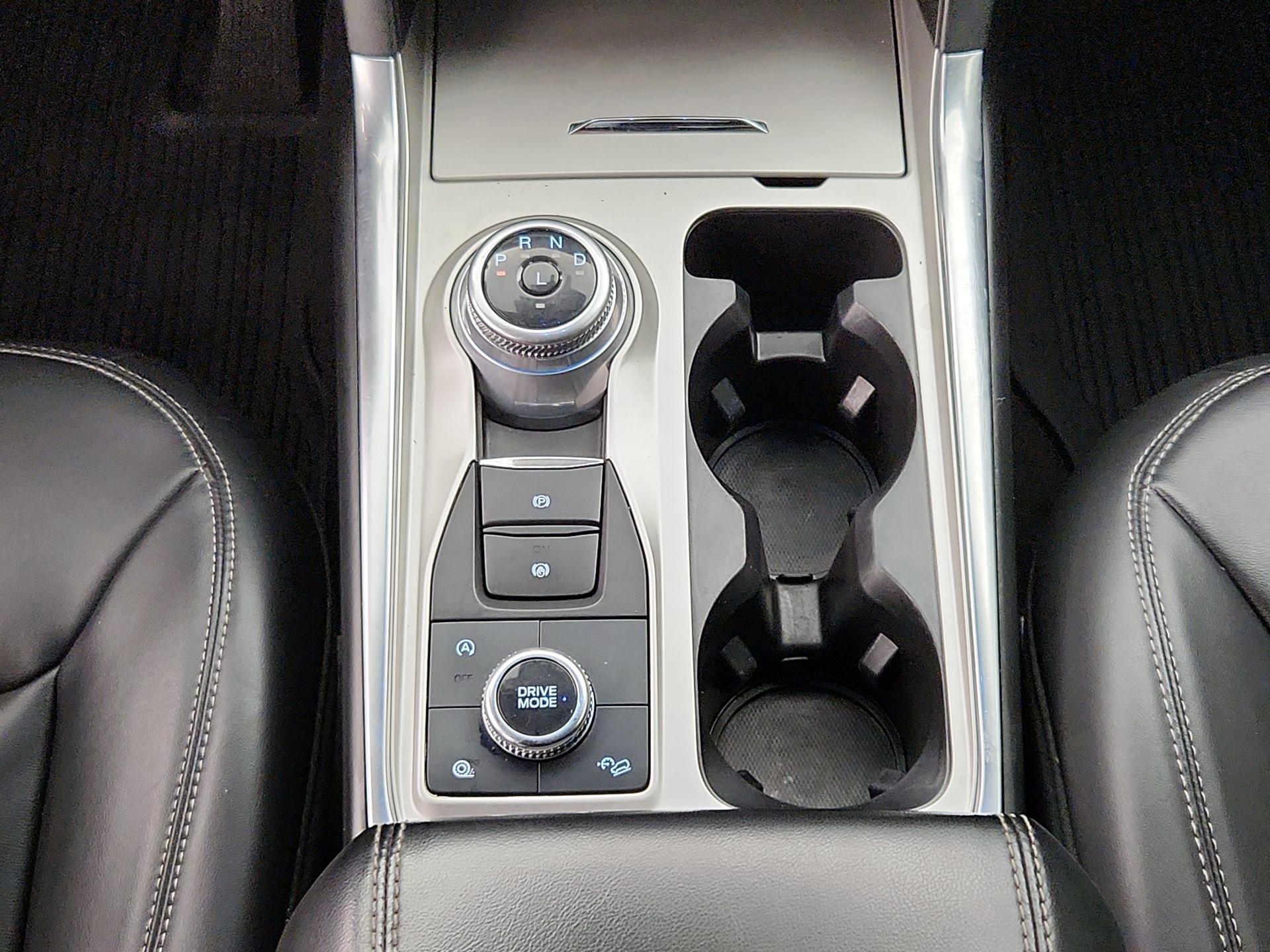 Thumbnail: 2021 Ford Explorer - 17