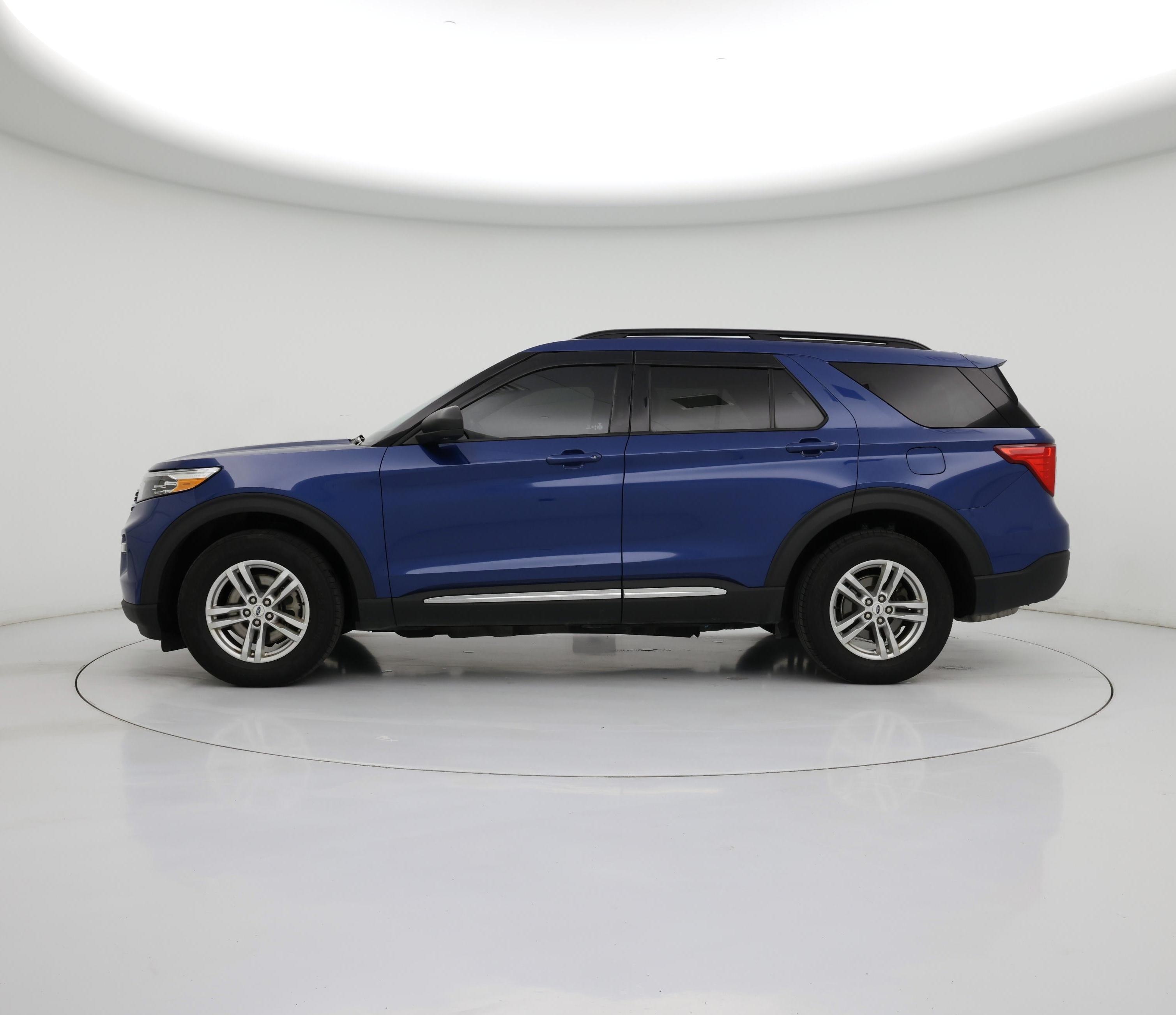 Thumbnail: 2021 Ford Explorer - 3
