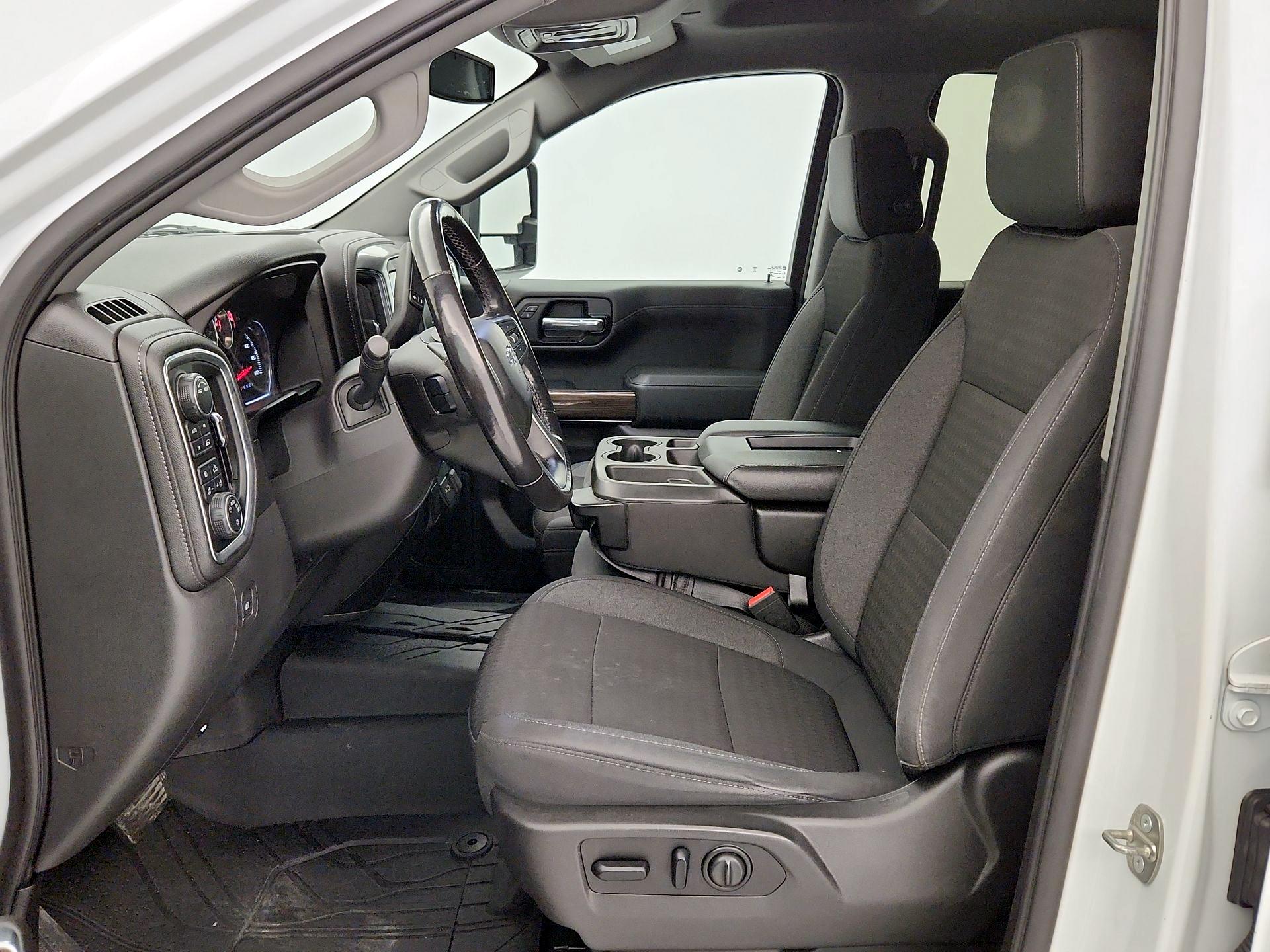 Thumbnail: 2020 Chevrolet Silverado 1500 - 11