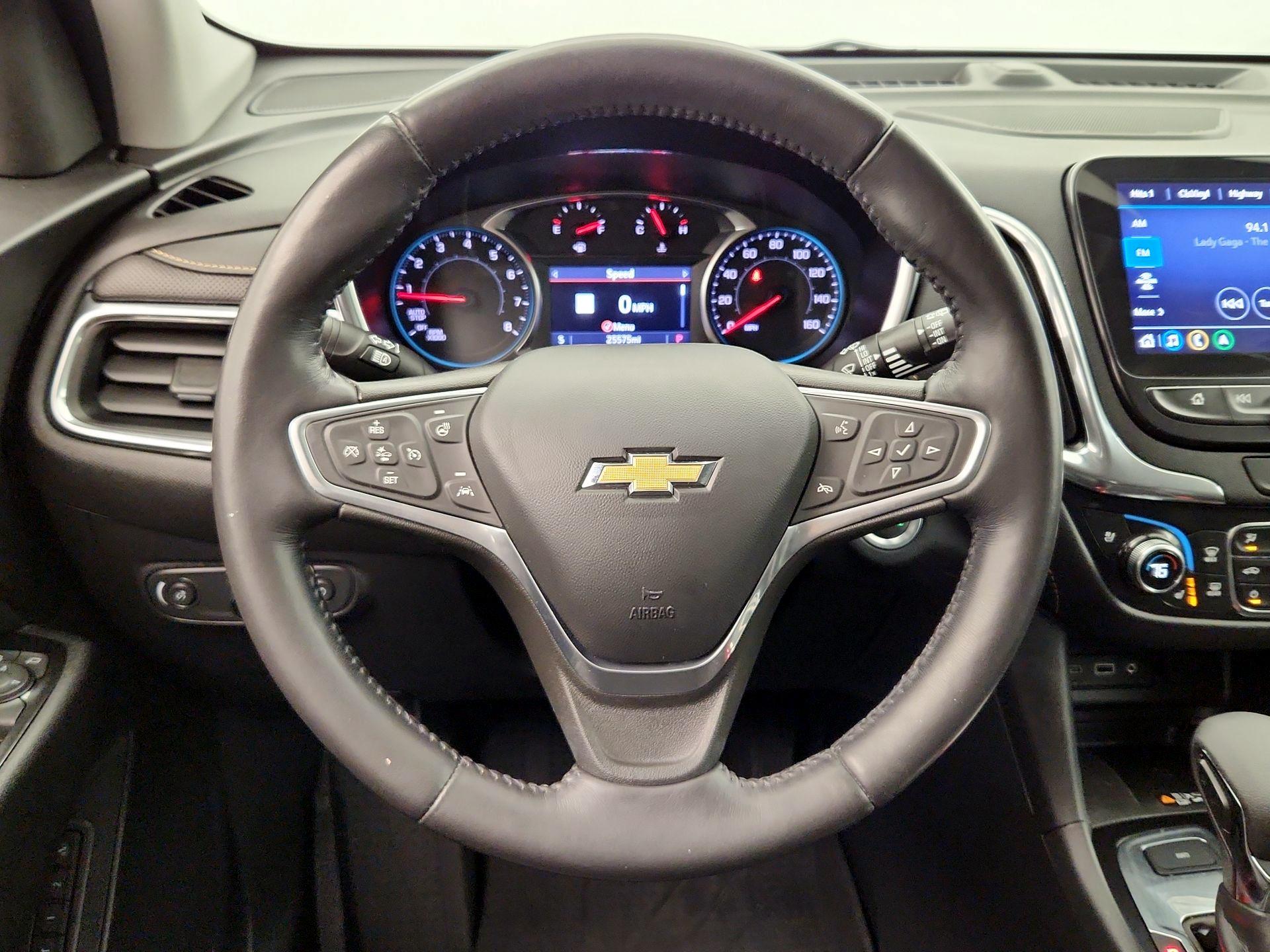 Thumbnail: 2022 Chevrolet Equinox - 10