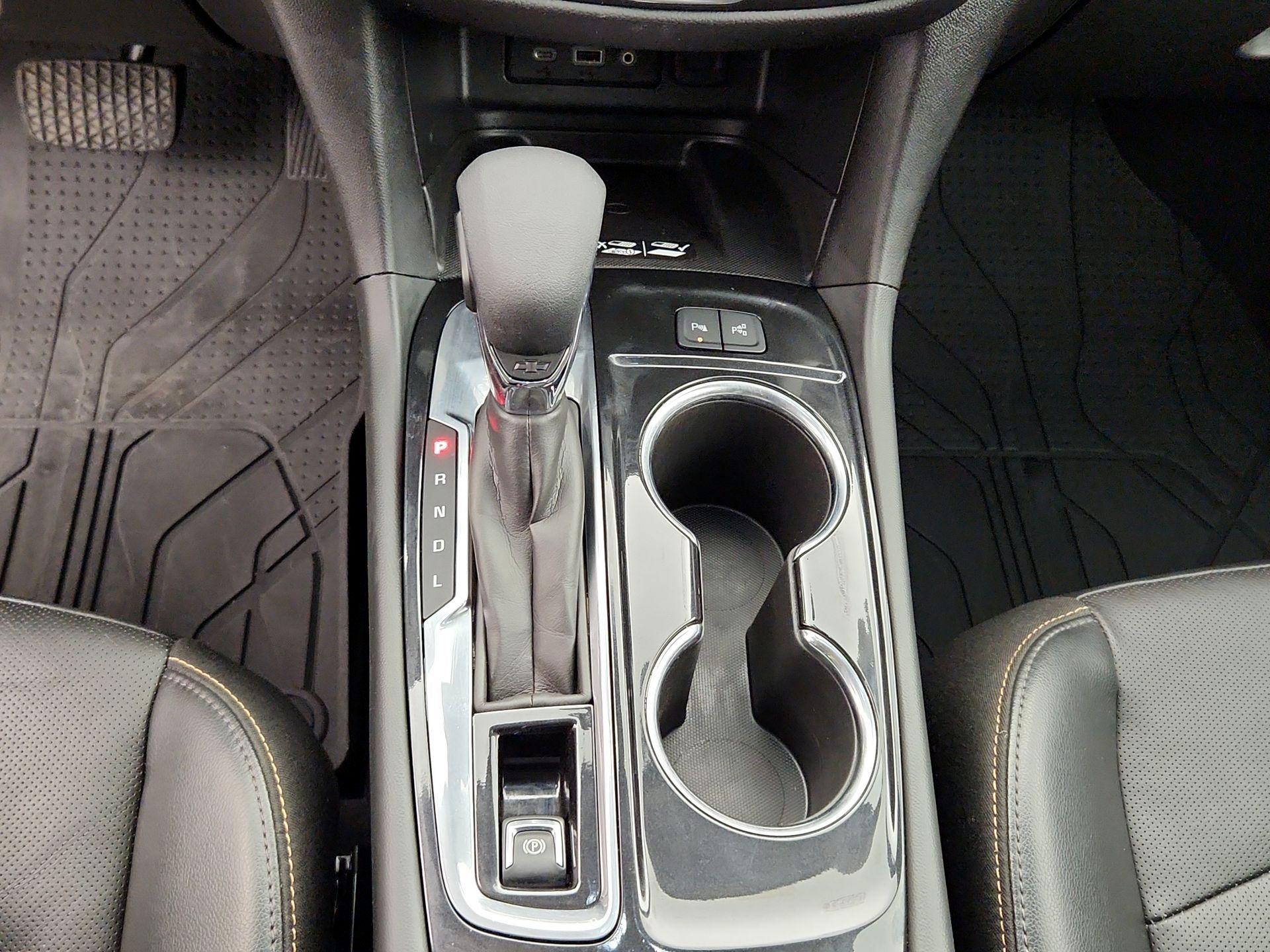 Thumbnail: 2022 Chevrolet Equinox - 17