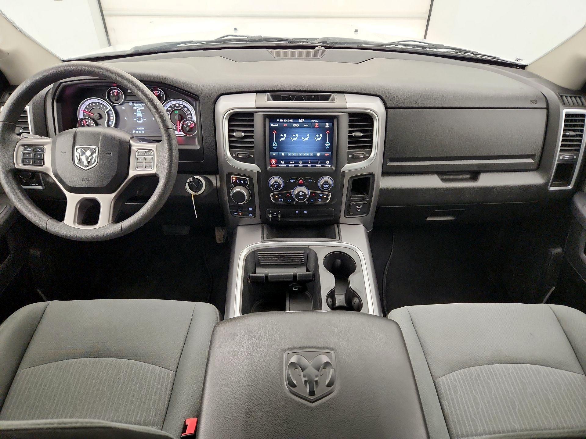 Thumbnail: 2023 RAM 1500 Classic - 9