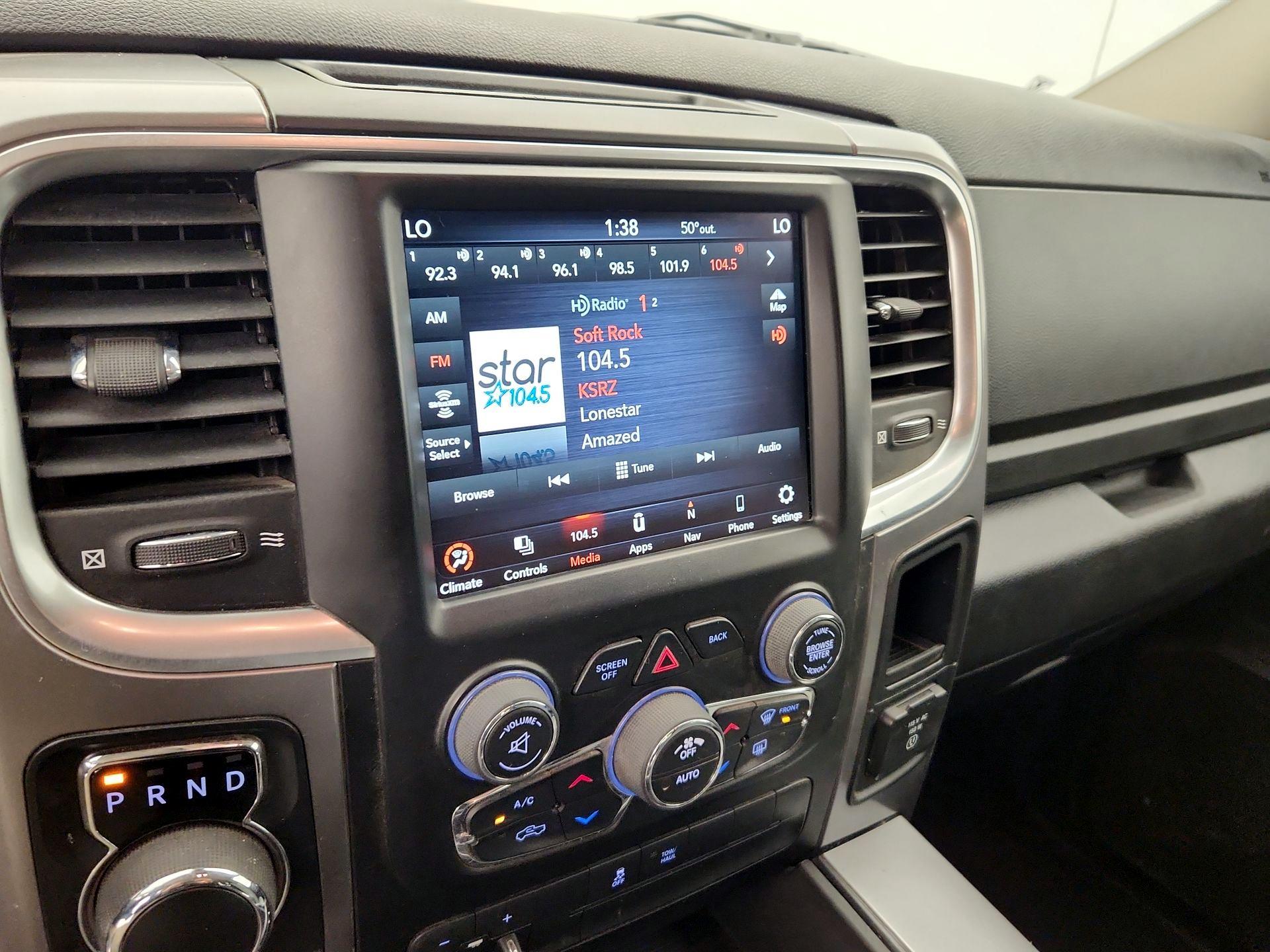 Thumbnail: 2023 RAM 1500 Classic - 16