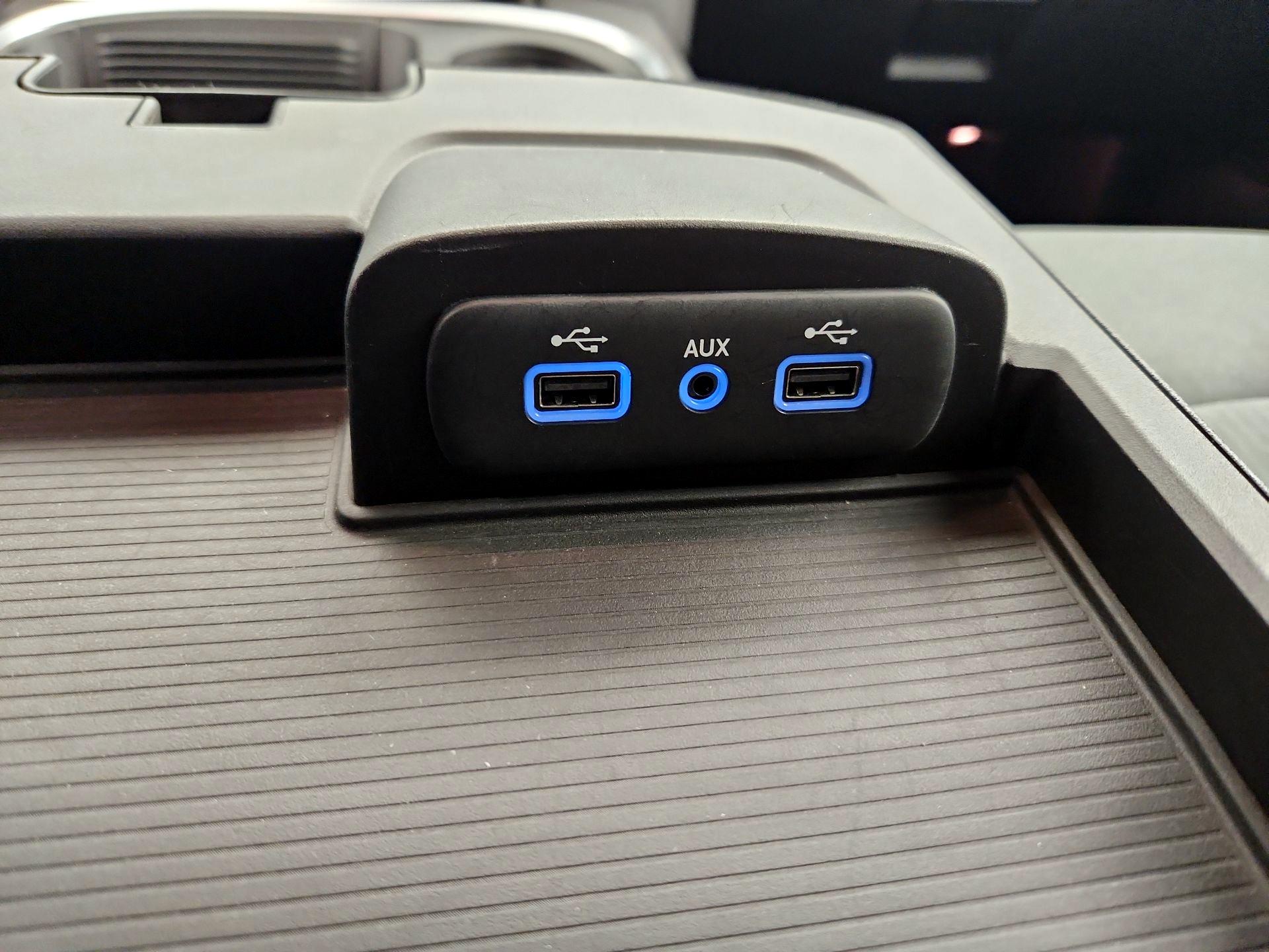 Thumbnail: 2023 RAM 1500 Classic - 19