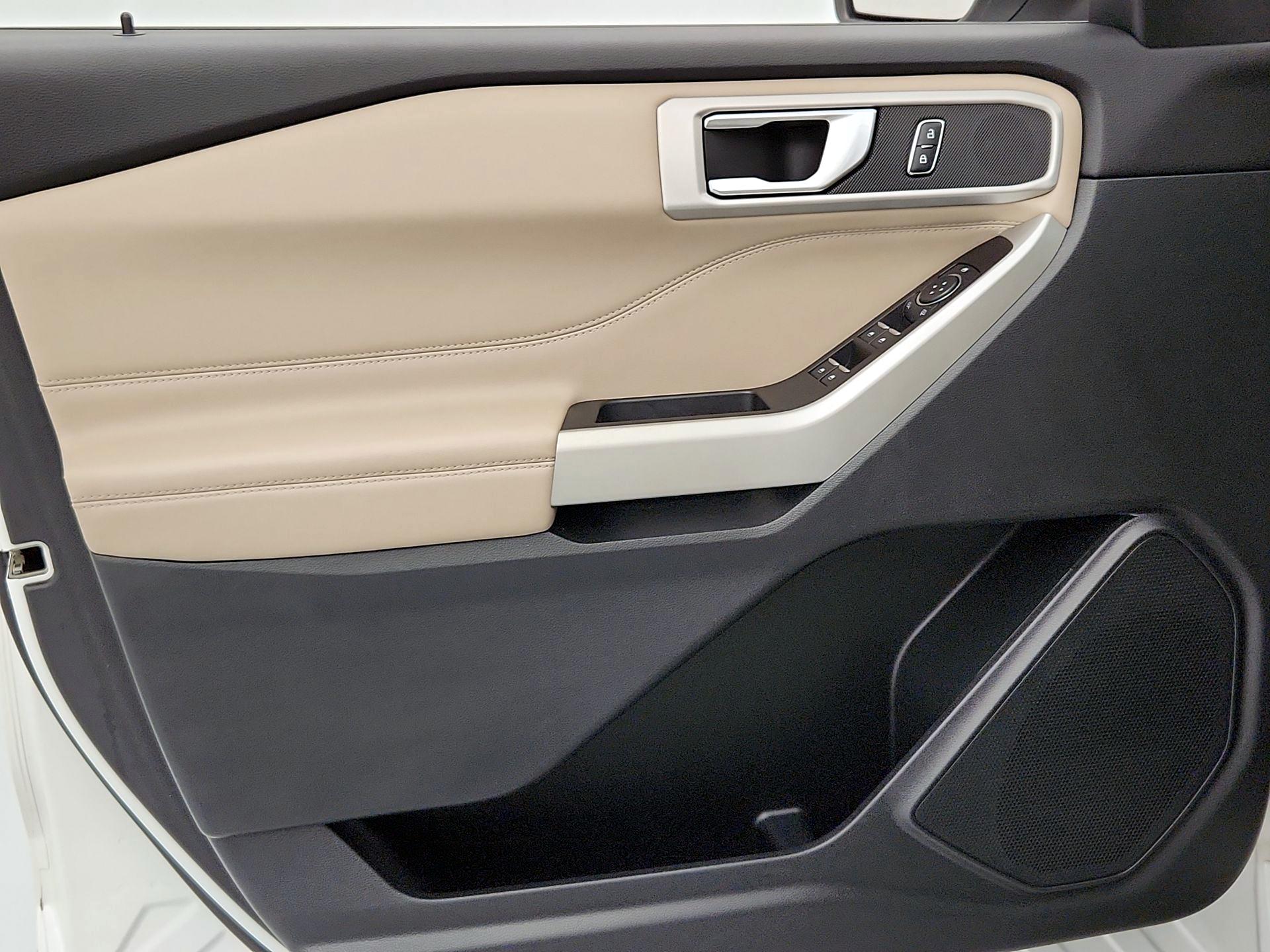 Thumbnail: 2021 Ford Explorer - 12