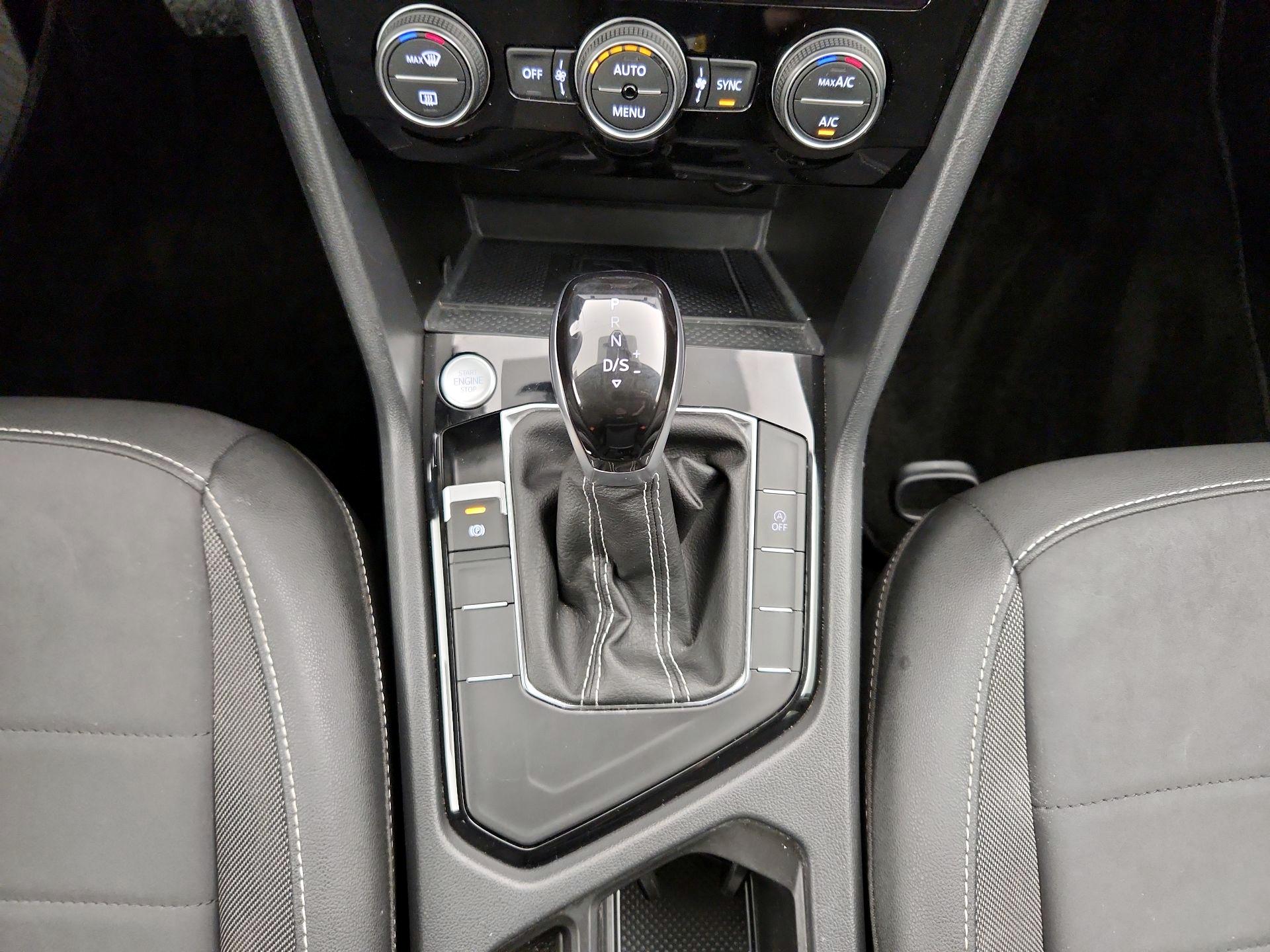 Thumbnail: 2024 Volkswagen Taos - 17