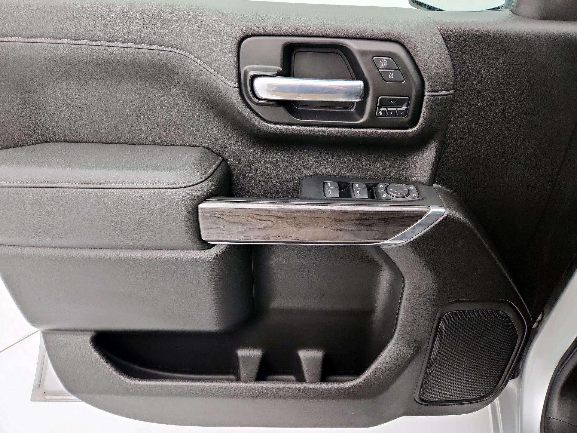 Thumbnail: 2021 Chevrolet Silverado 1500 - 12