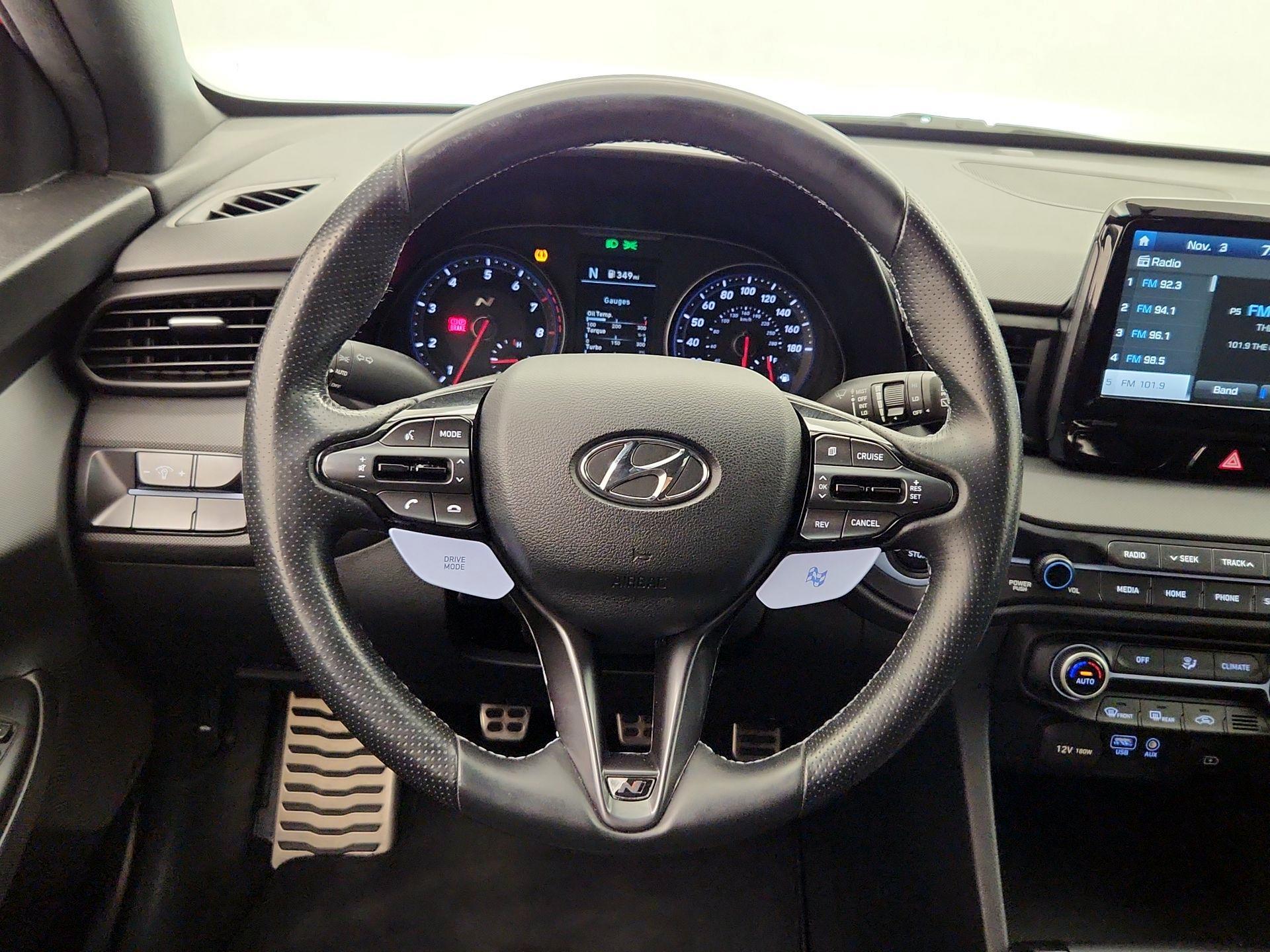 Thumbnail: 2019 Hyundai Veloster - 10