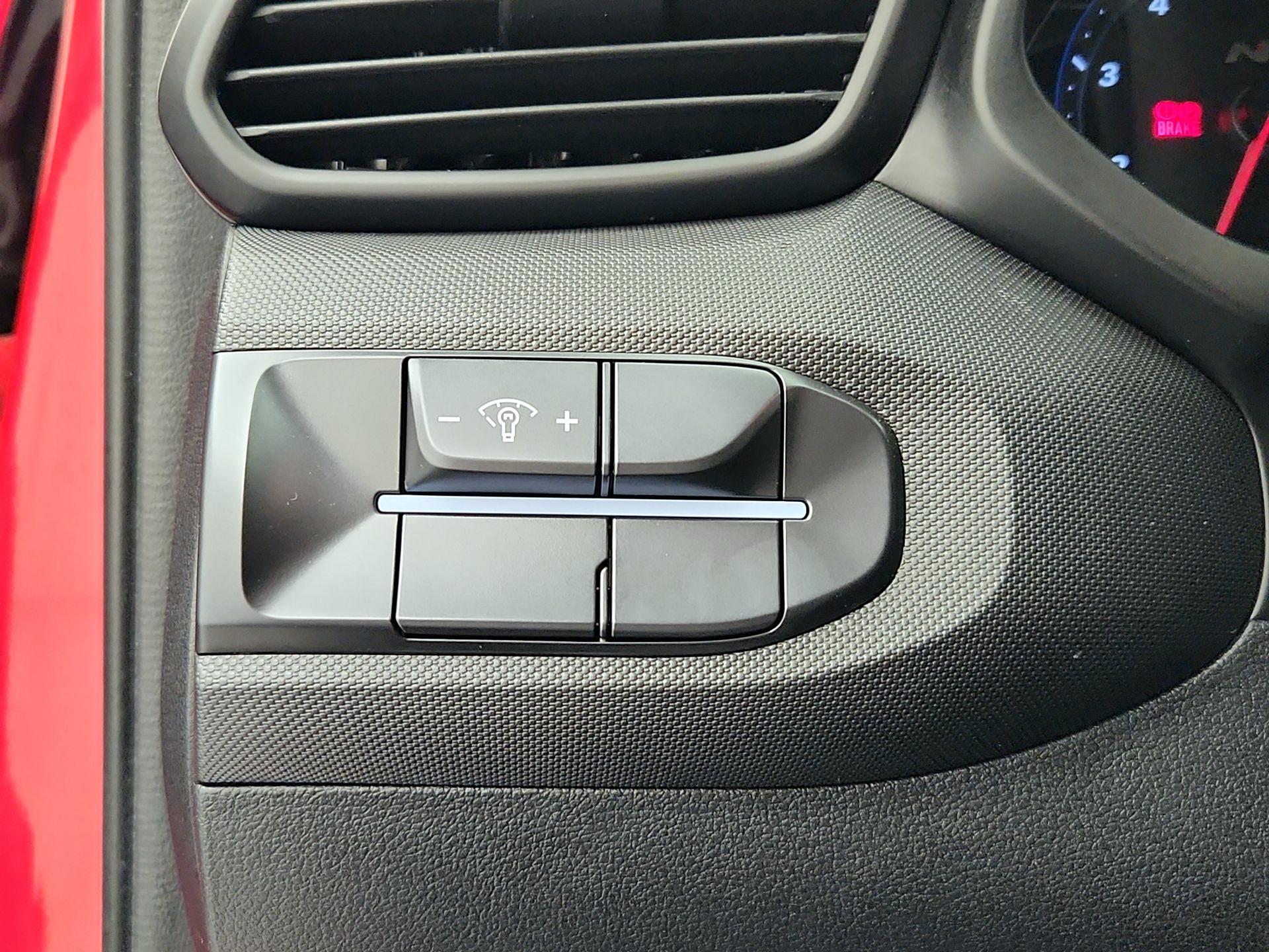 Thumbnail: 2019 Hyundai Veloster - 13