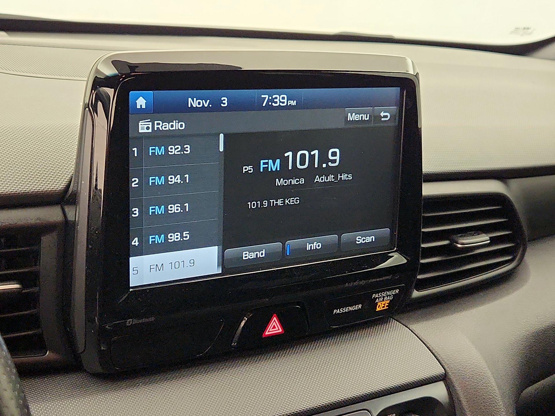 Thumbnail: 2019 Hyundai Veloster - 15