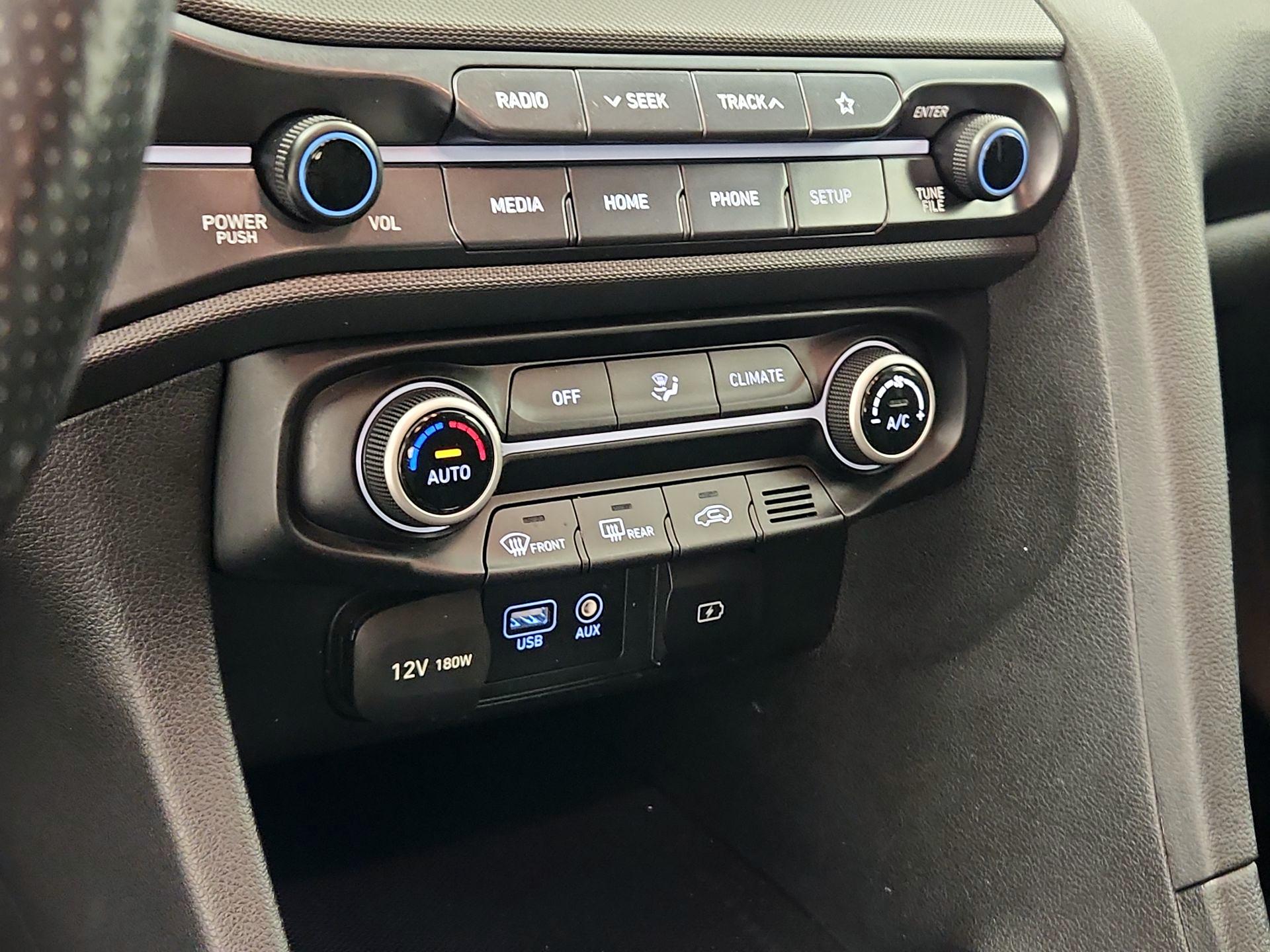 Thumbnail: 2019 Hyundai Veloster - 16