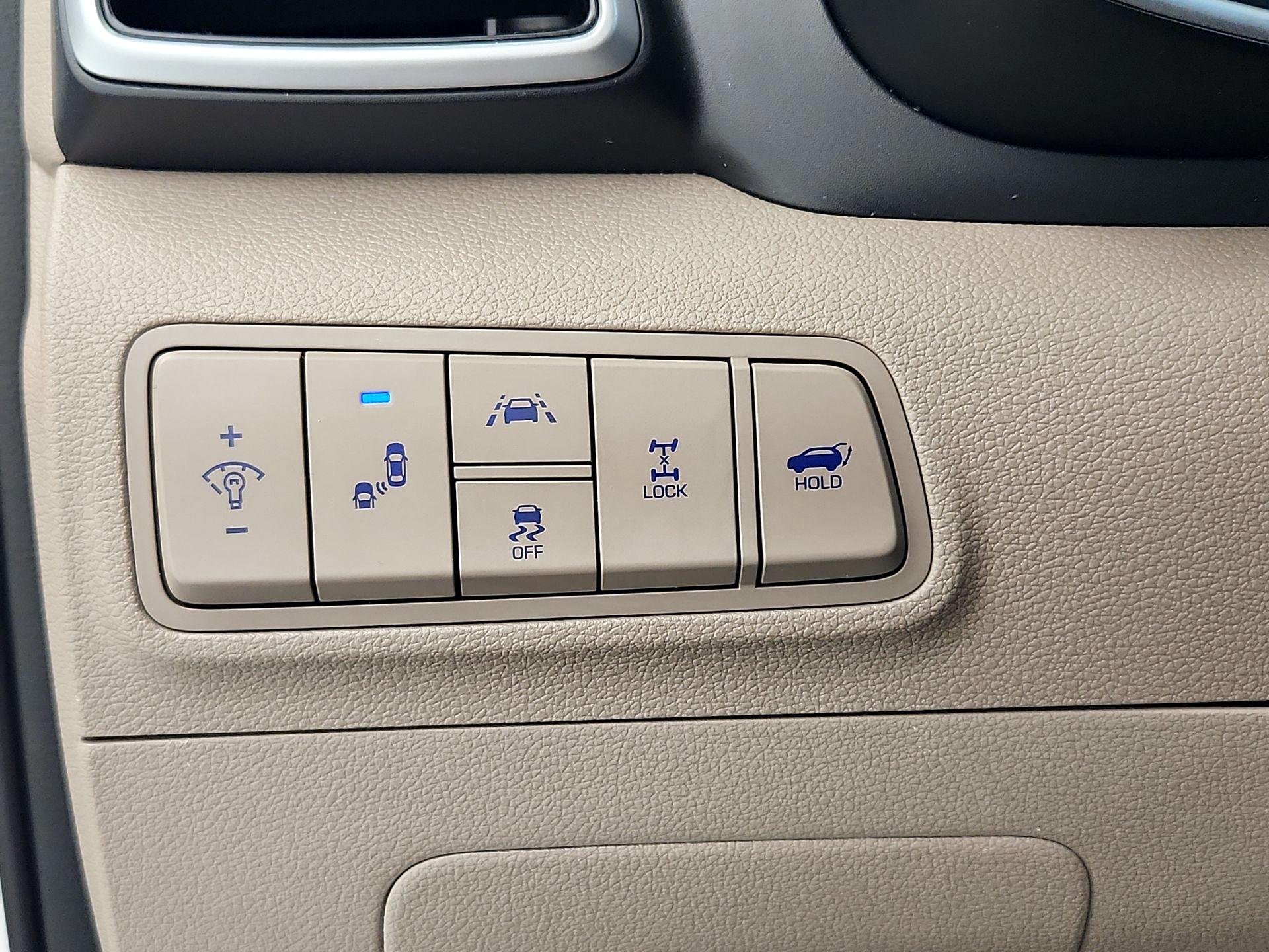 Thumbnail: 2019 Hyundai Tucson - 13