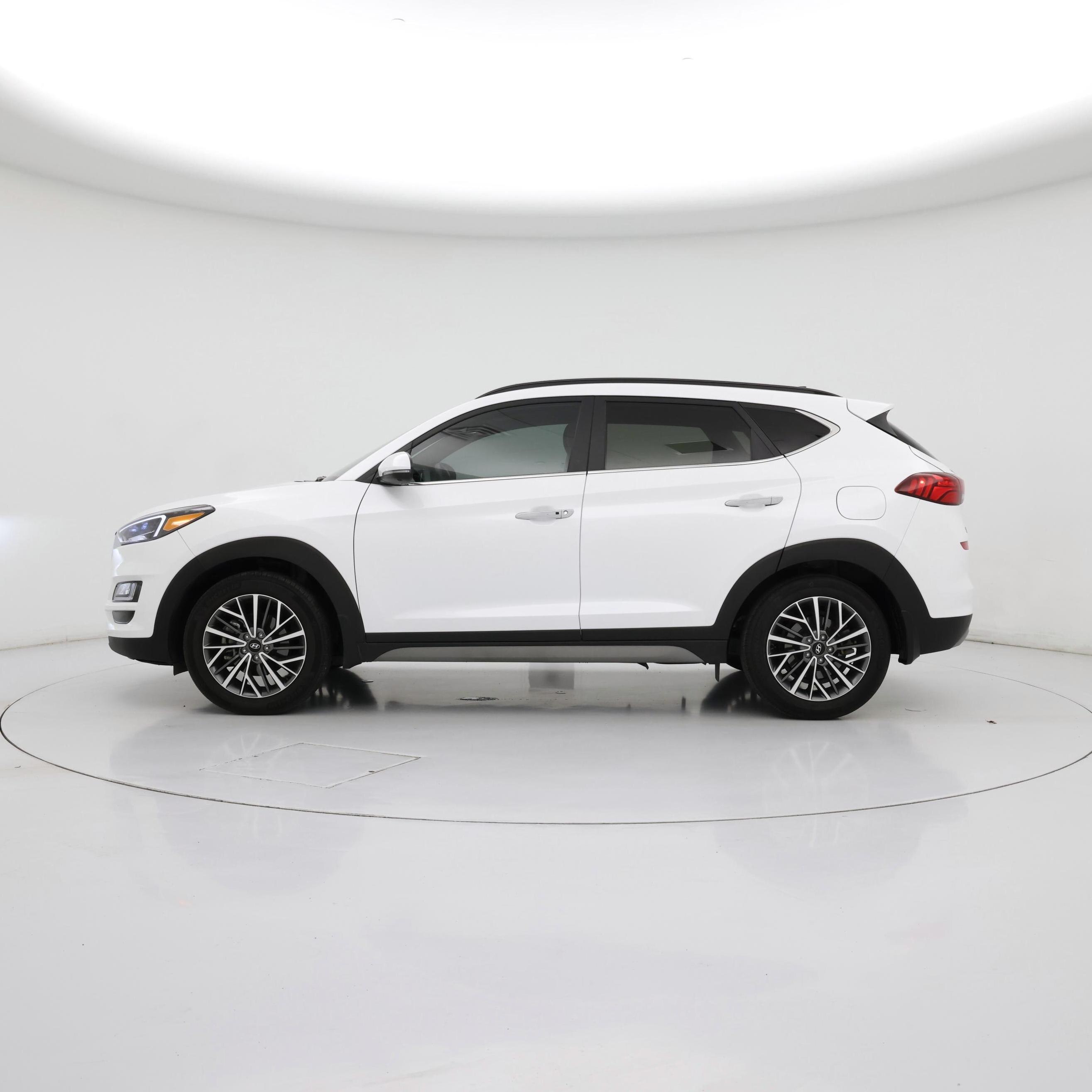 Thumbnail: 2019 Hyundai Tucson - 3