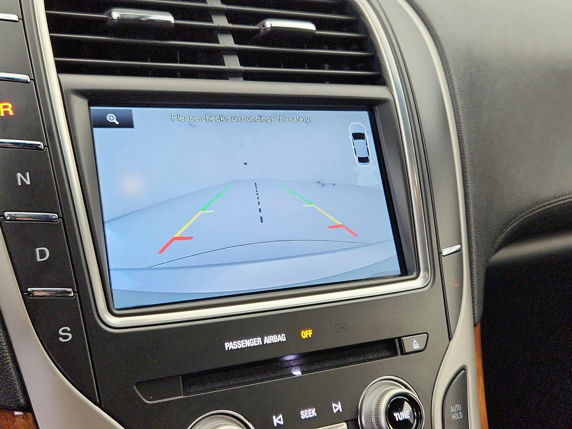 Thumbnail: 2016 Lincoln MKX - 15