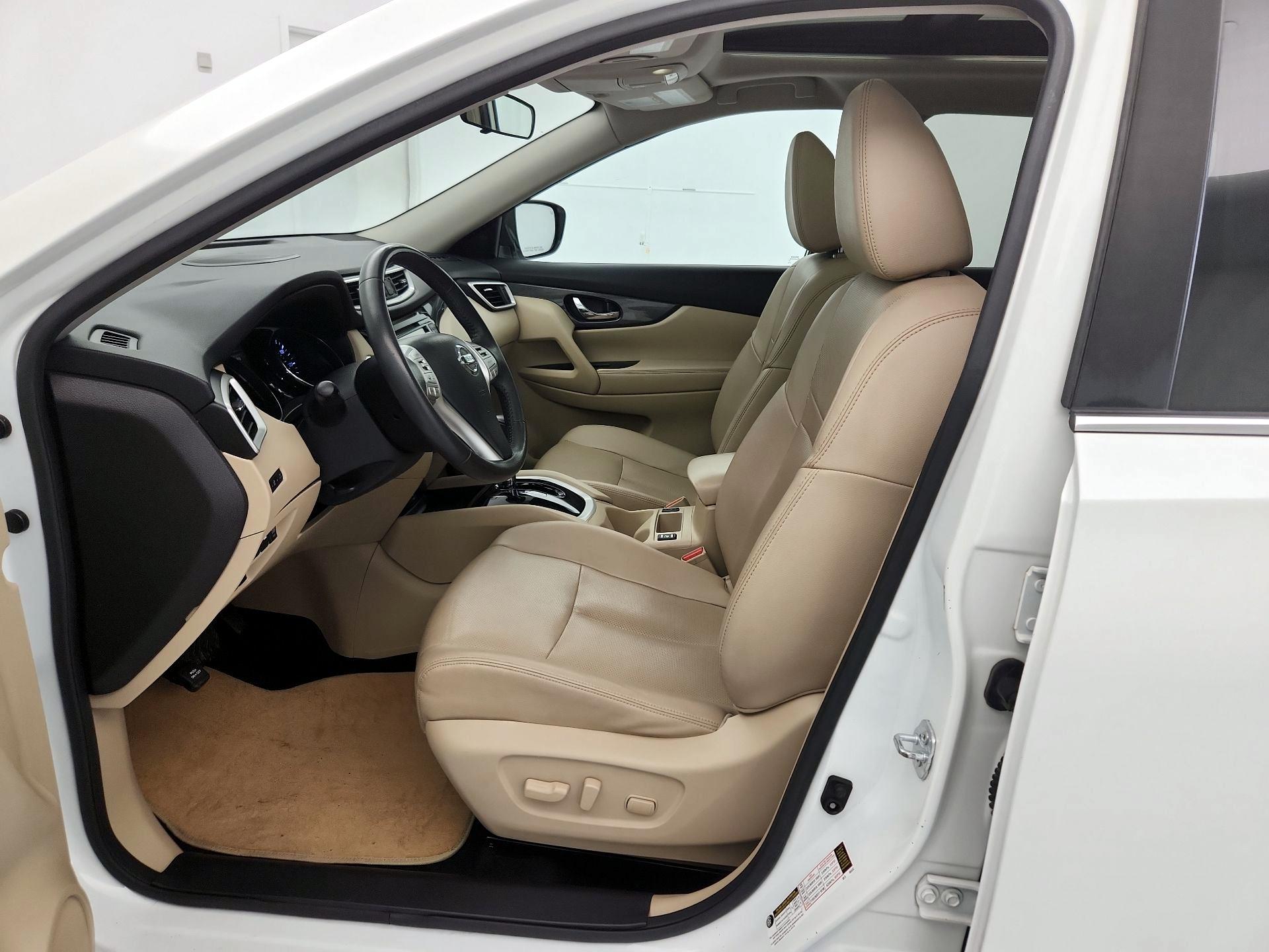 Thumbnail: 2016 Nissan Rogue - 11