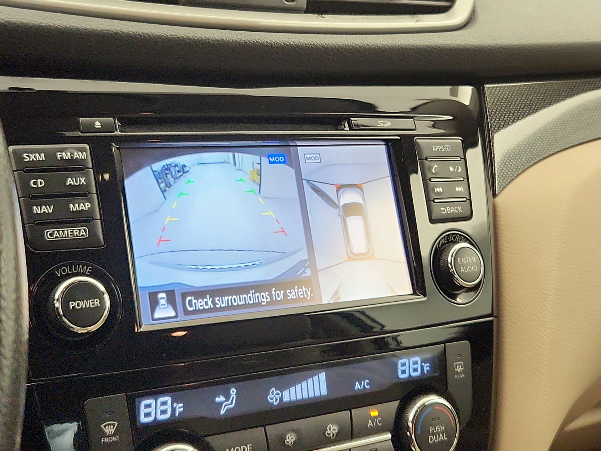 Thumbnail: 2016 Nissan Rogue - 15