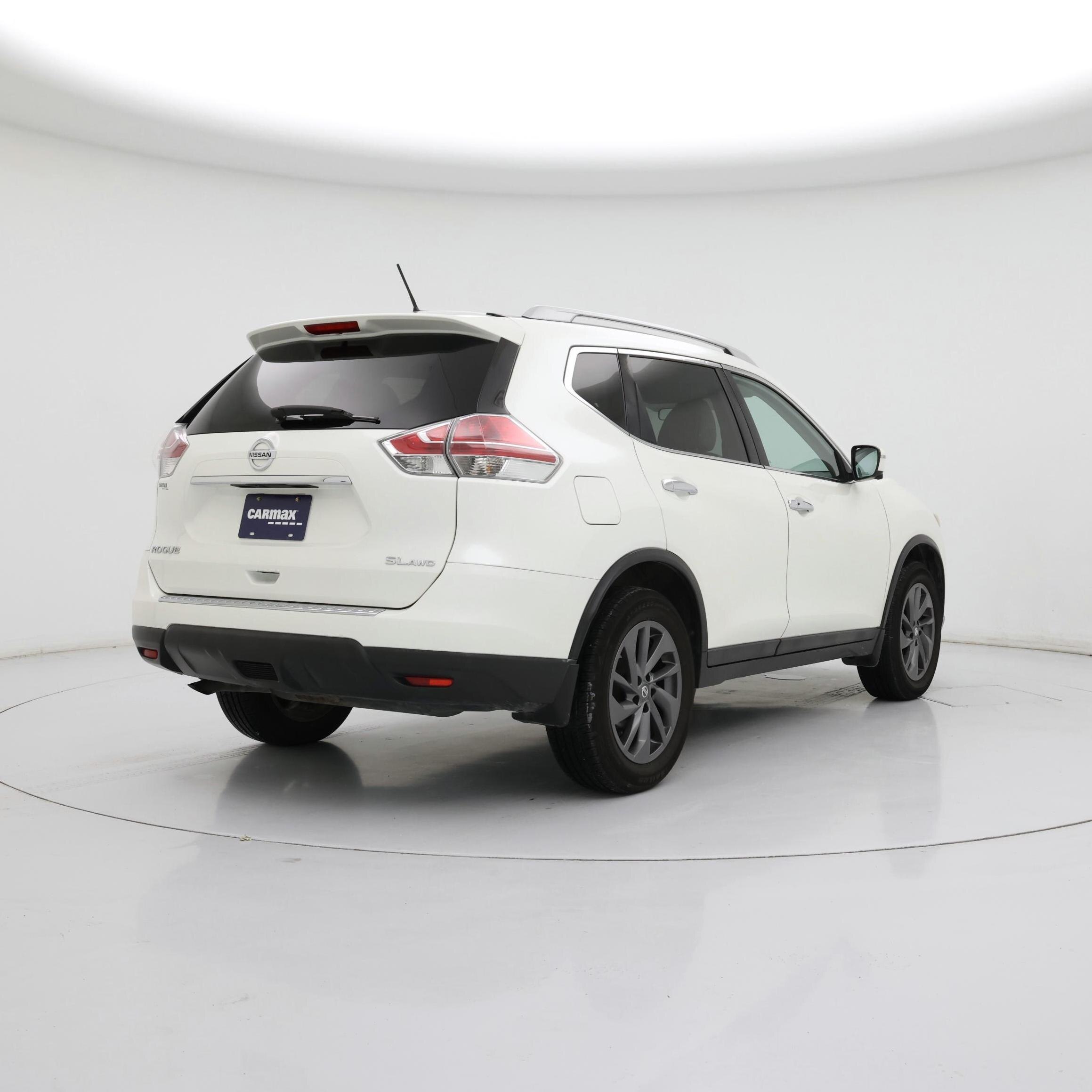Thumbnail: 2016 Nissan Rogue - 8