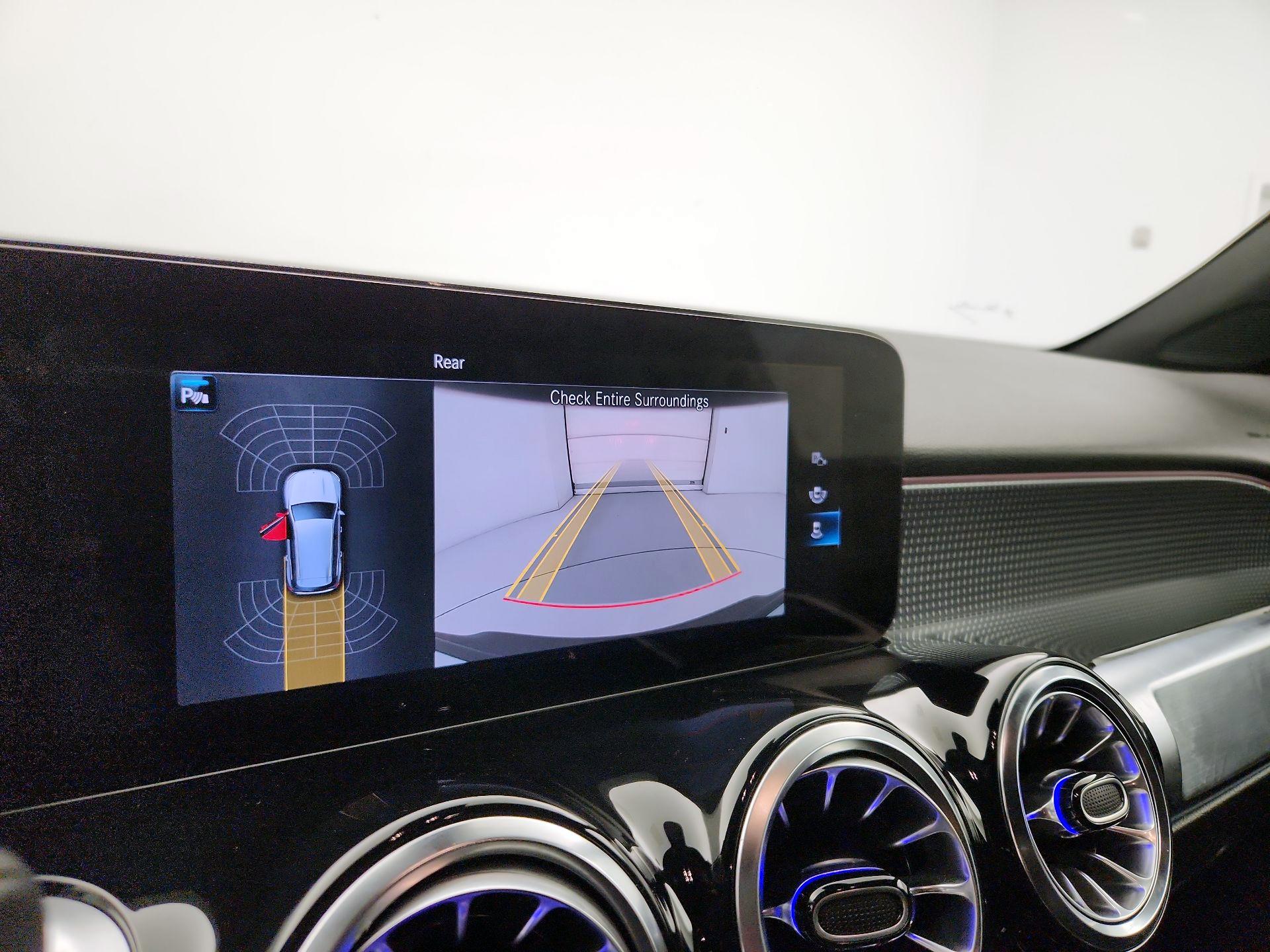 Thumbnail: 2023 Mercedes-Benz EQB - 15