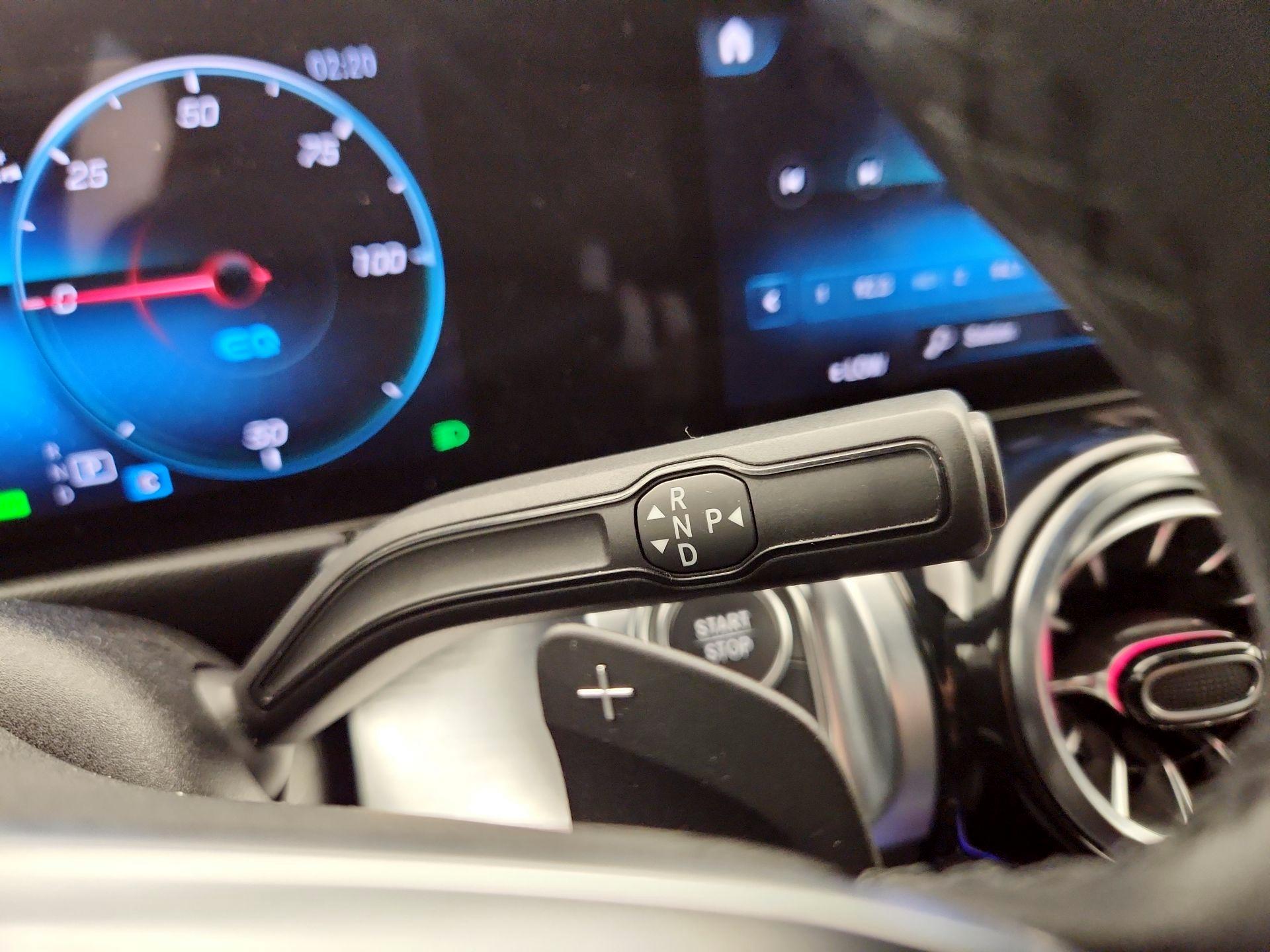 Thumbnail: 2023 Mercedes-Benz EQB - 18