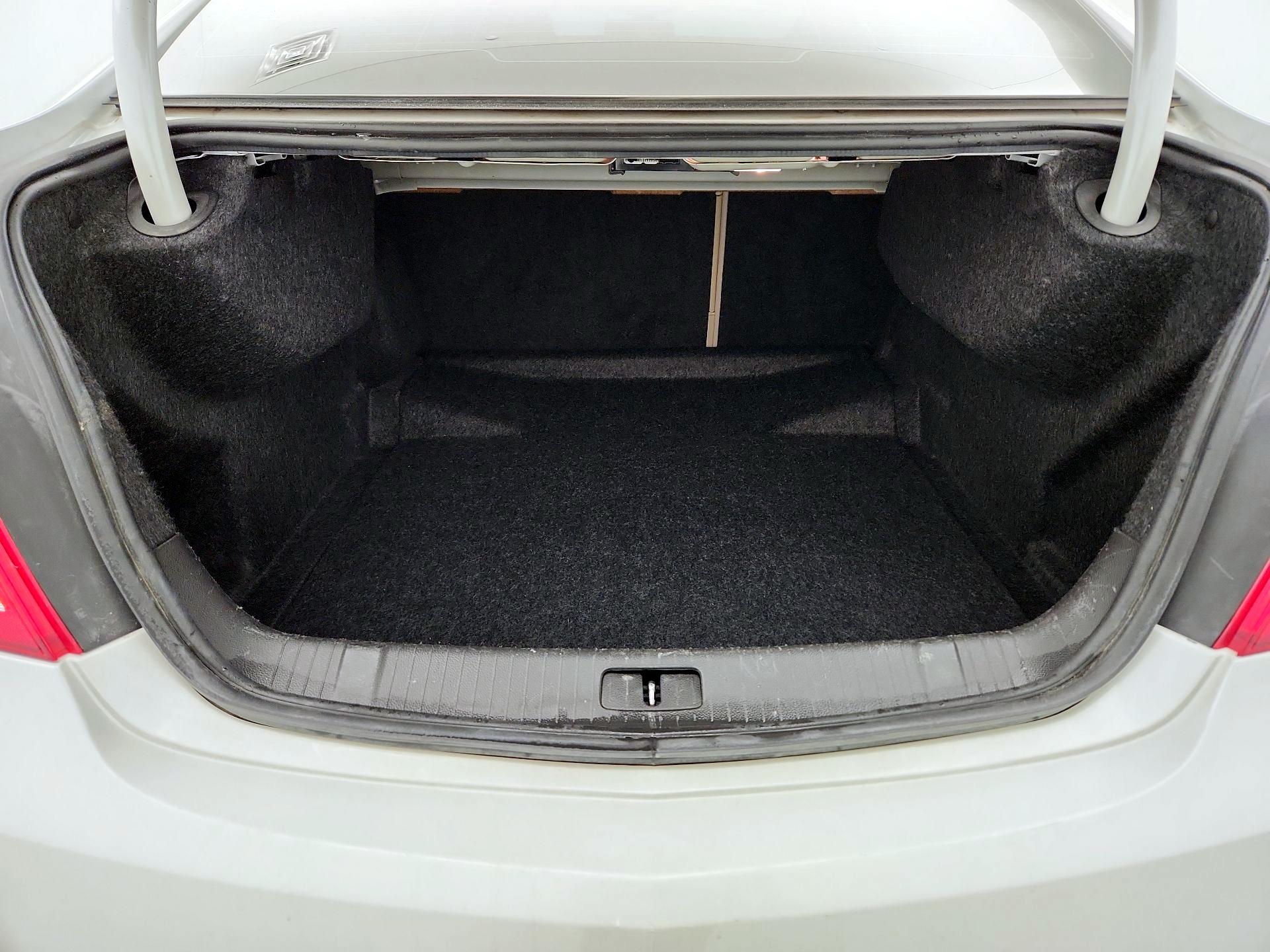 Thumbnail: 2016 Buick LaCrosse - 20