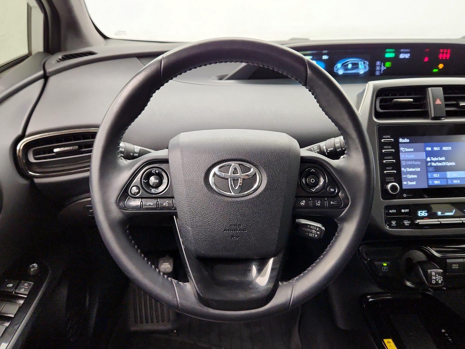 Thumbnail: 2021 Toyota Prius - 10