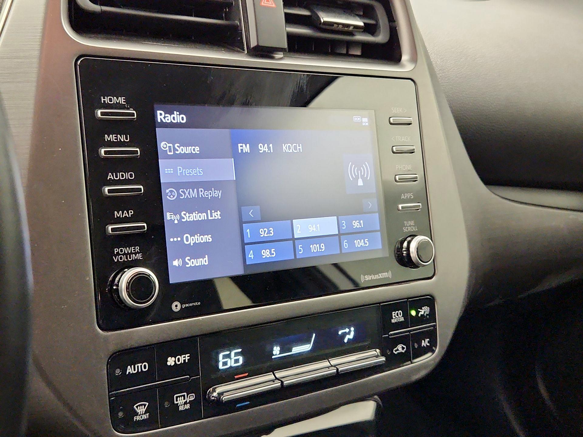 Thumbnail: 2021 Toyota Prius - 15