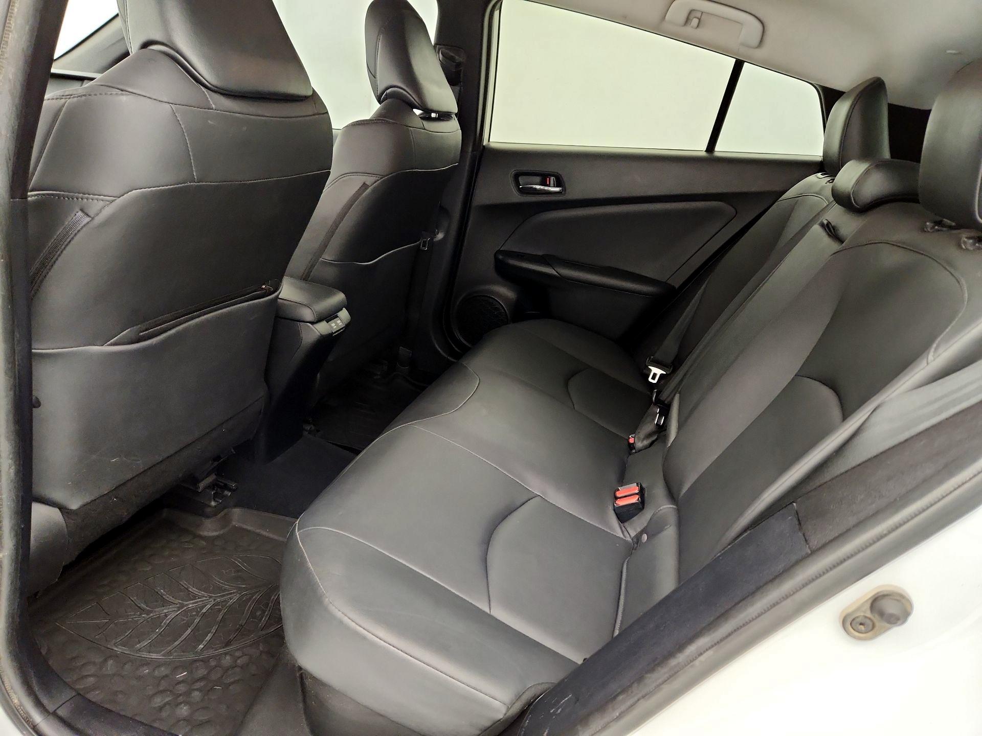 Thumbnail: 2021 Toyota Prius - 19