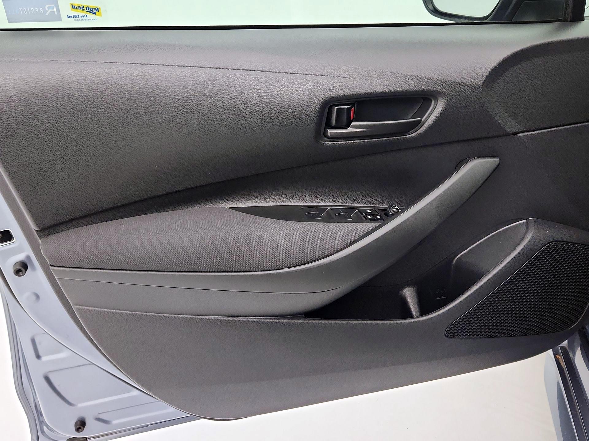 Thumbnail: 2023 Toyota Corolla - 12