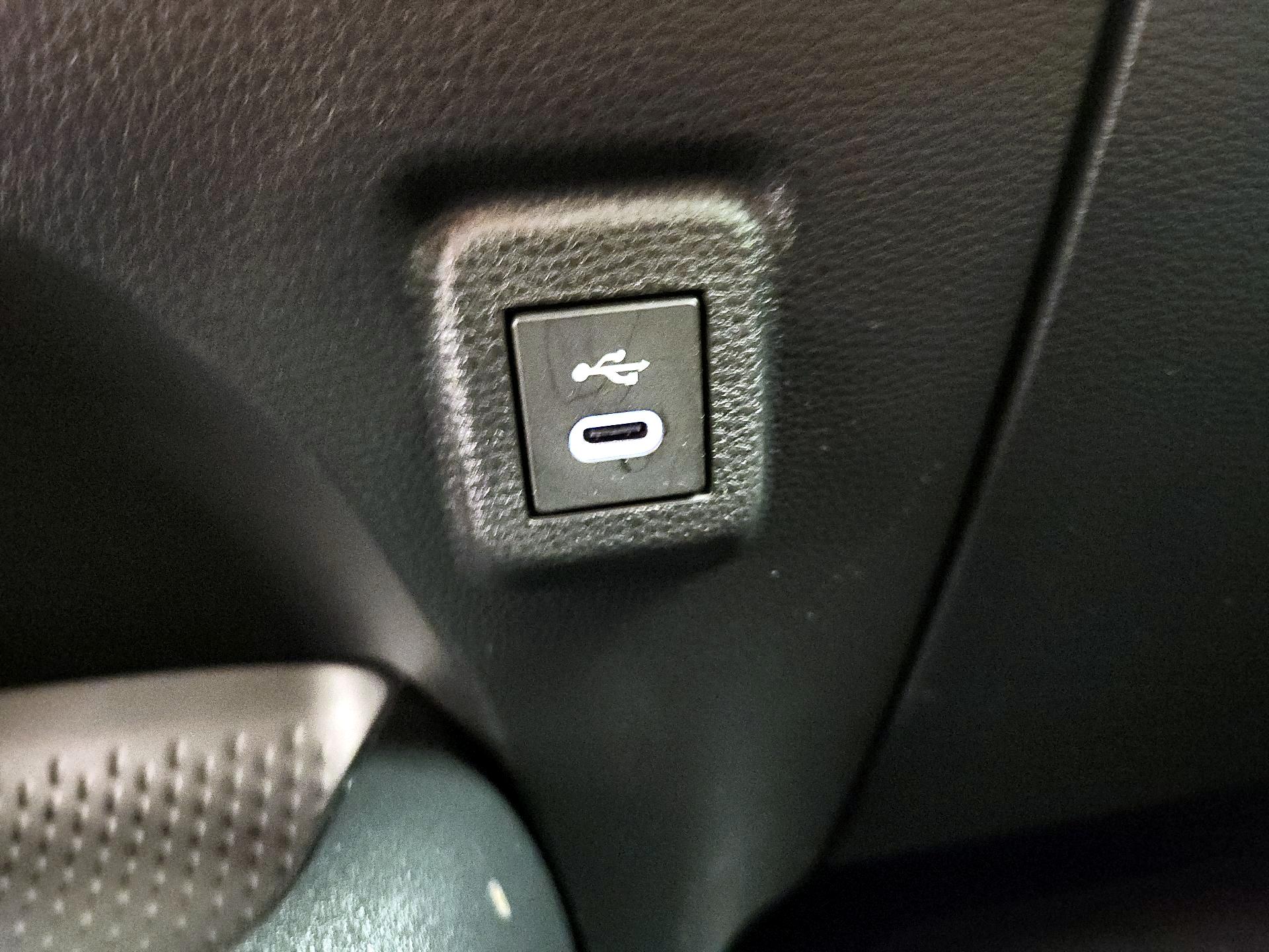 Thumbnail: 2023 Toyota Corolla - 18