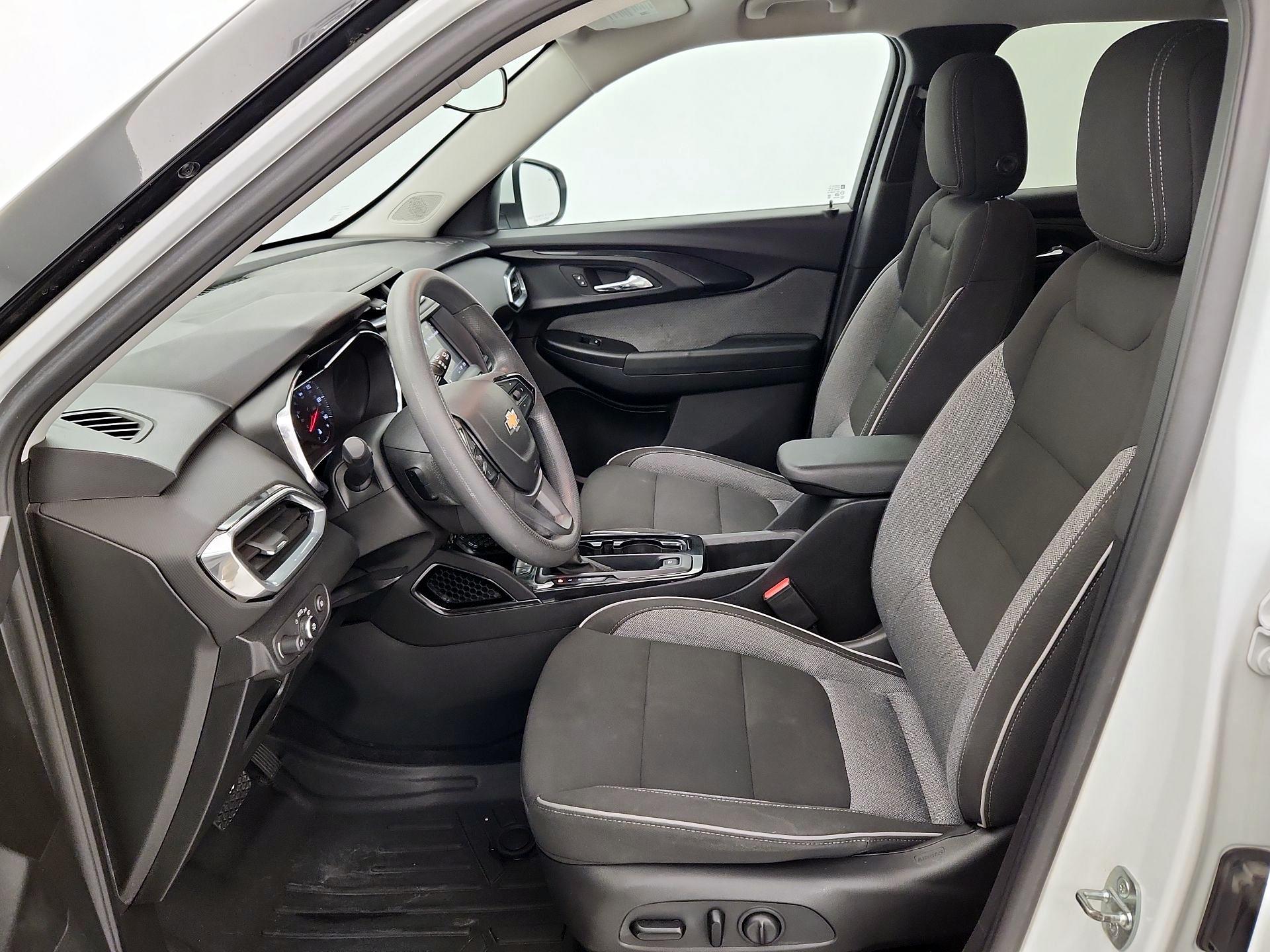 Thumbnail: 2022 Chevrolet TrailBlazer - 11