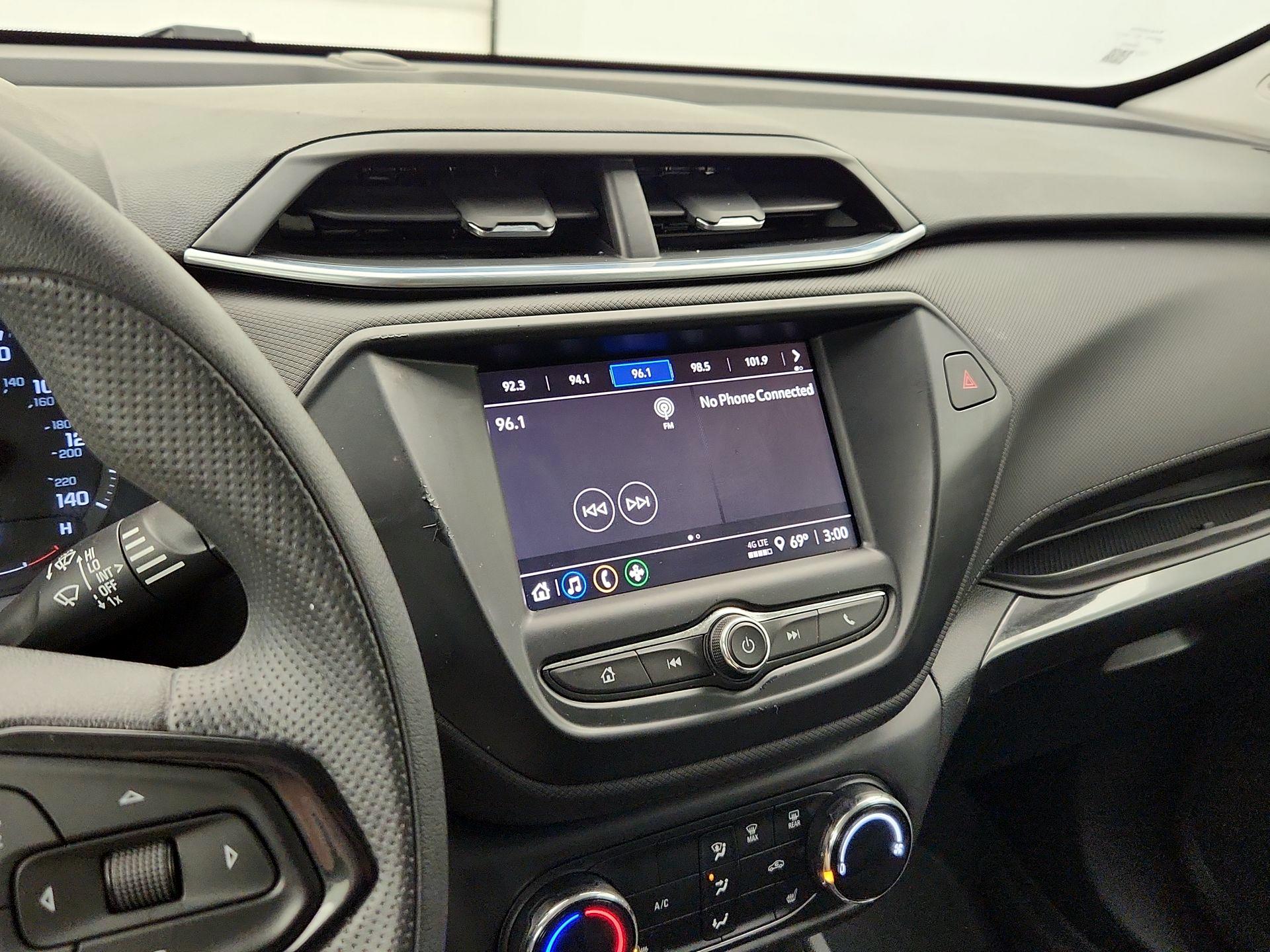 Thumbnail: 2022 Chevrolet TrailBlazer - 15