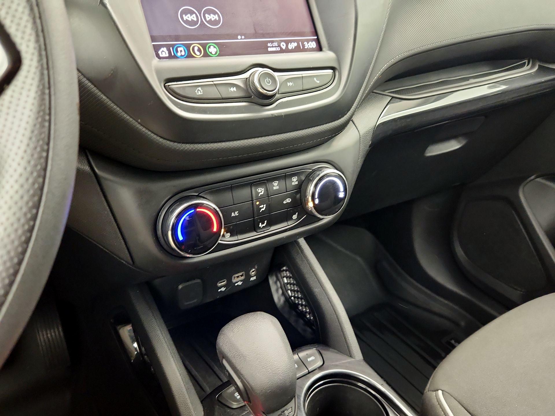 Thumbnail: 2022 Chevrolet TrailBlazer - 16