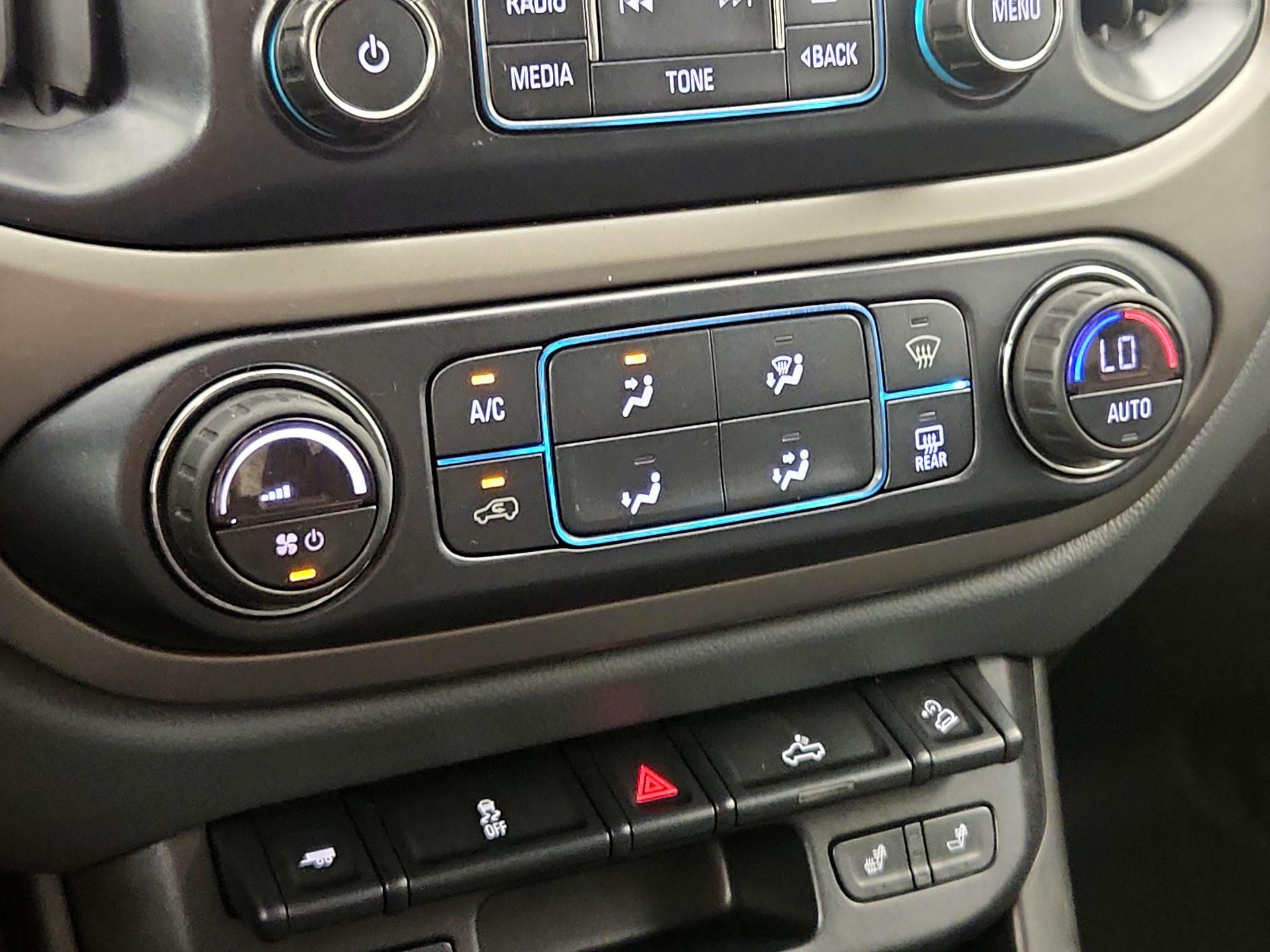 Thumbnail: 2018 Chevrolet Colorado - 16