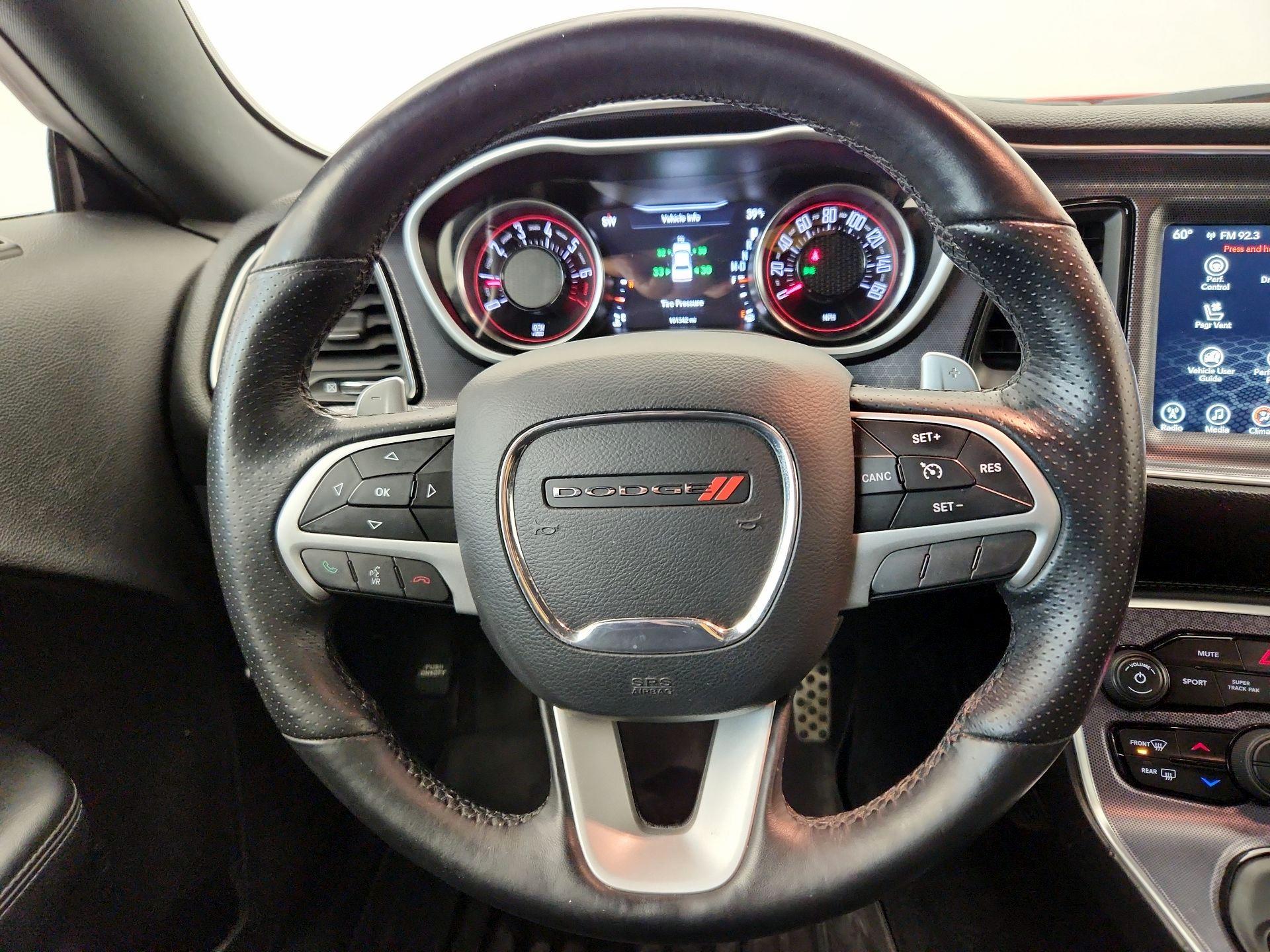 Thumbnail: 2017 Dodge Challenger - 10