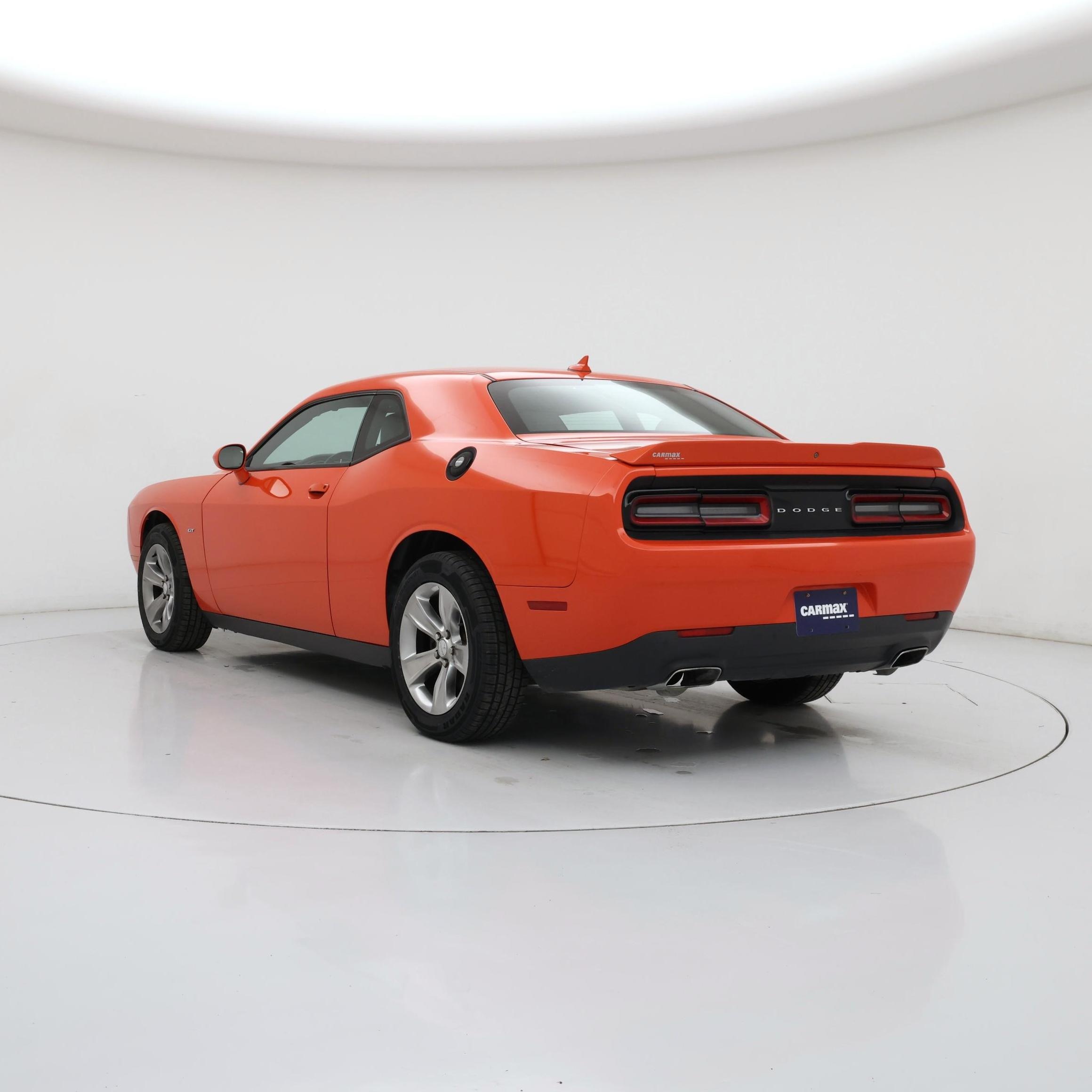 Thumbnail: 2017 Dodge Challenger - 2