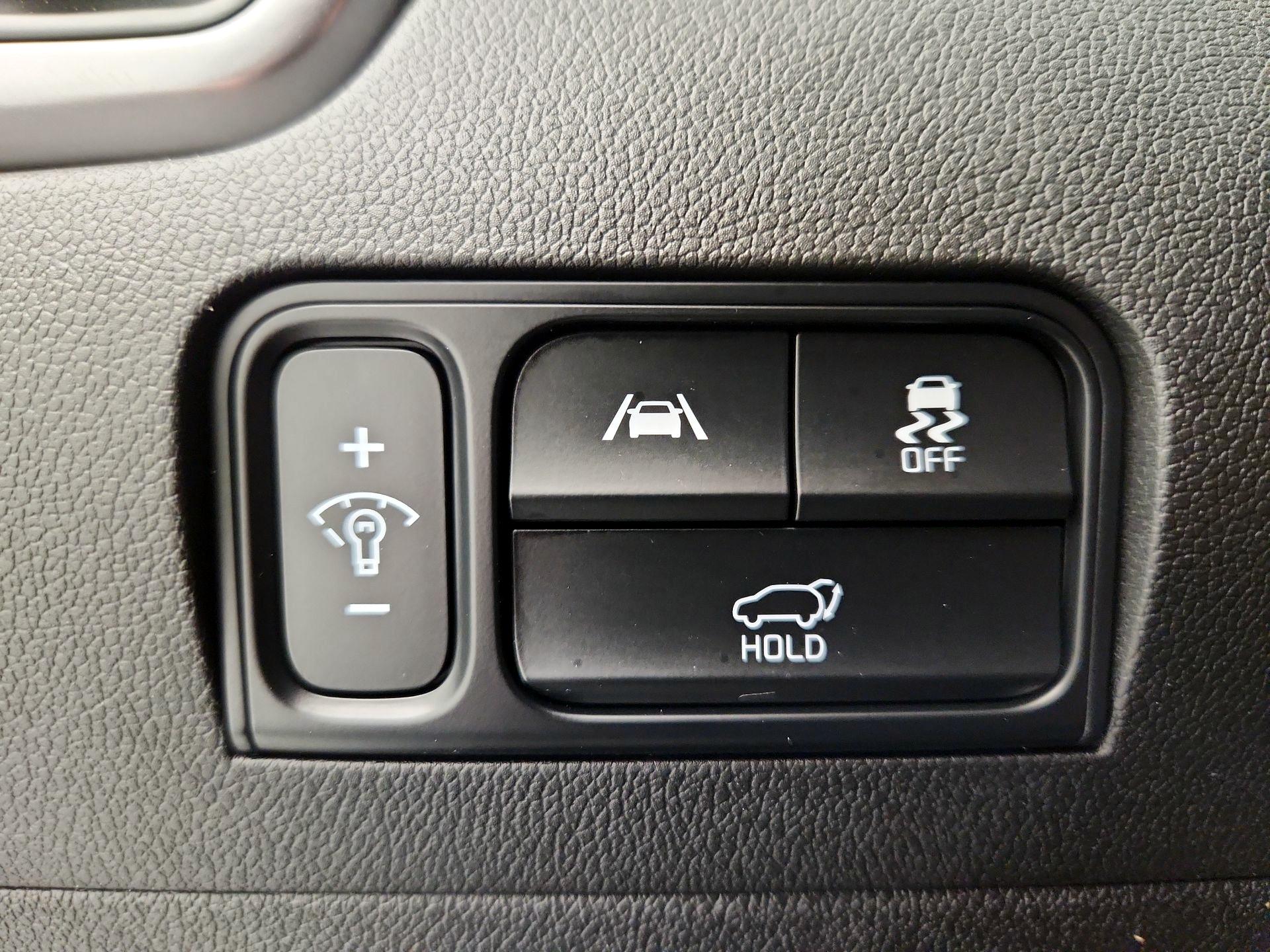 Thumbnail: 2023 Kia Sorento - 13