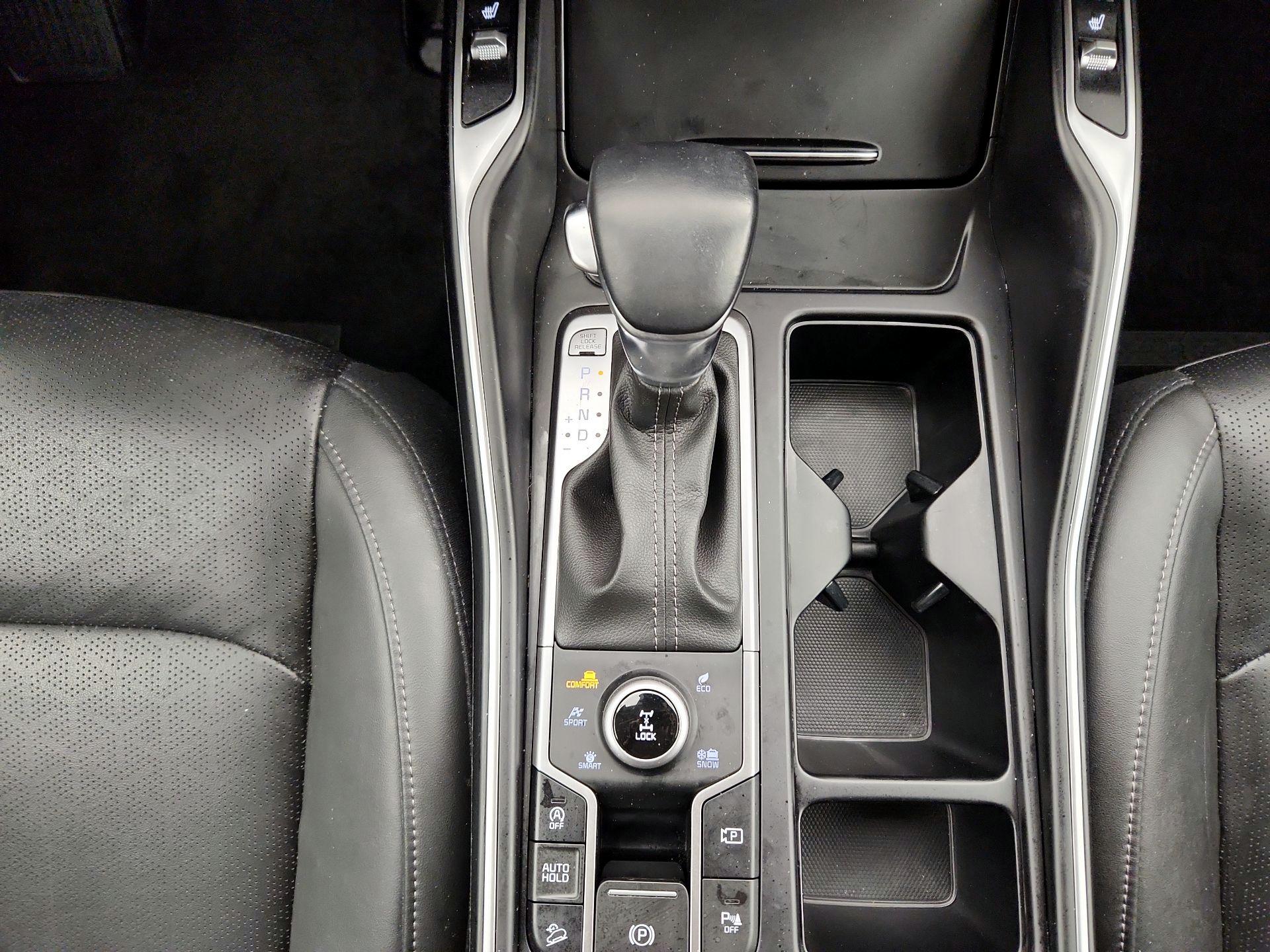 Thumbnail: 2023 Kia Sorento - 18