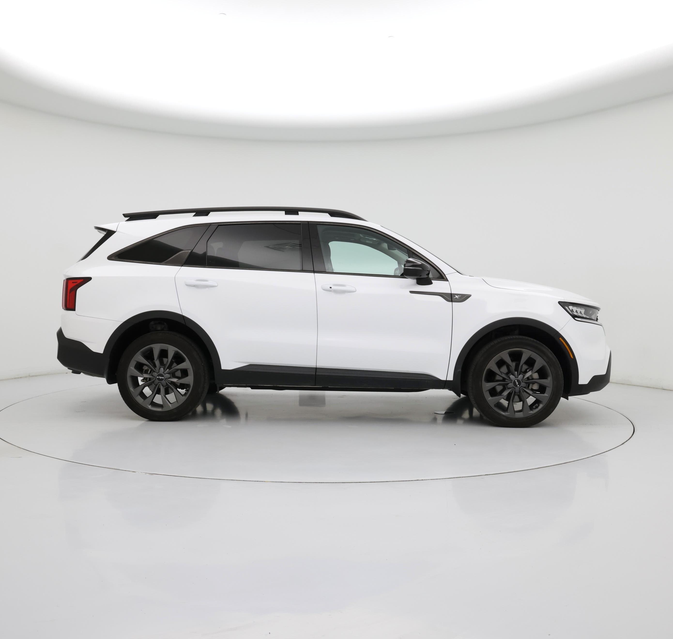 Thumbnail: 2023 Kia Sorento - 7