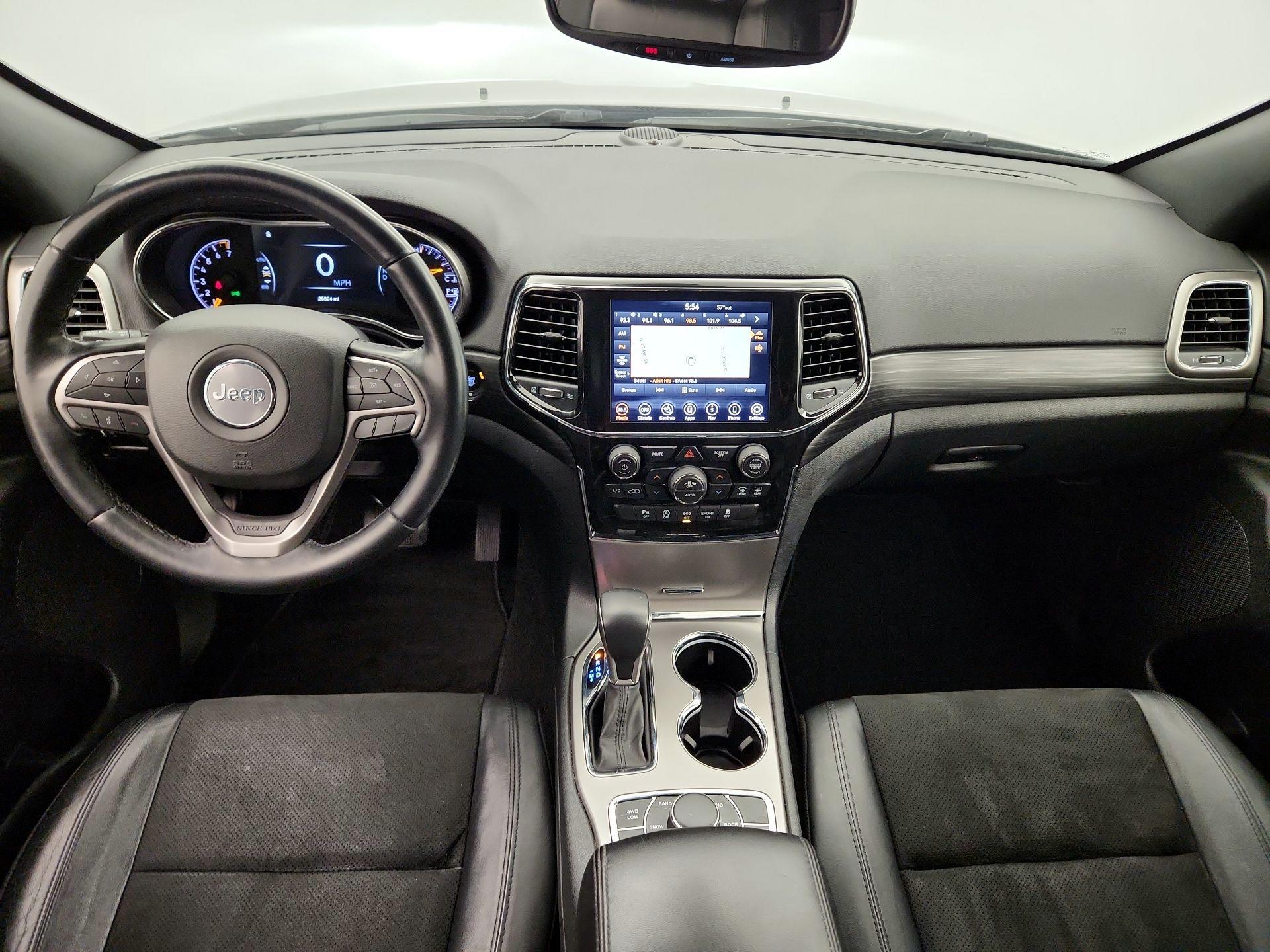 Thumbnail: 2022 Jeep Grand Cherokee - 9