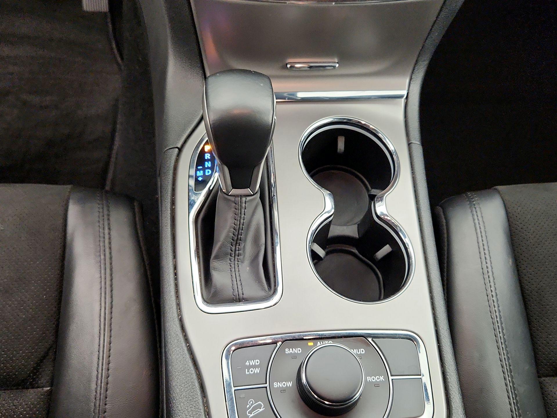 Thumbnail: 2022 Jeep Grand Cherokee - 18