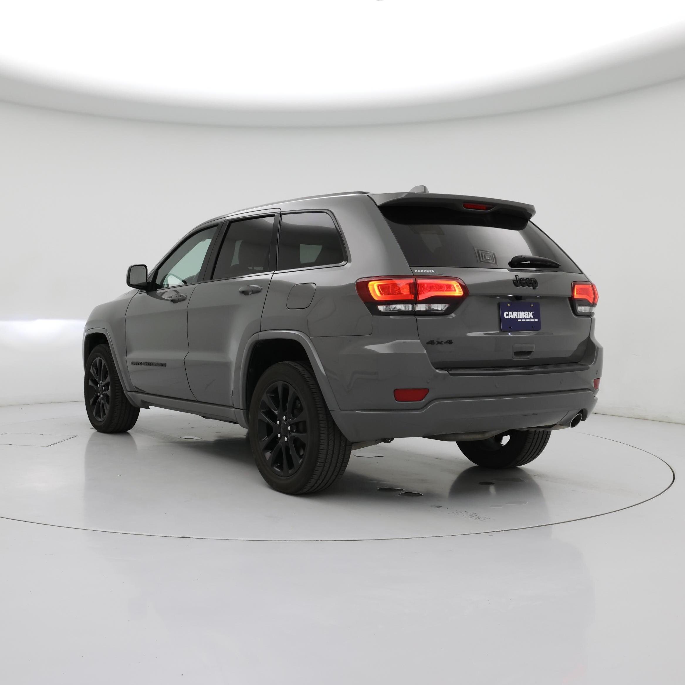 Thumbnail: 2022 Jeep Grand Cherokee - 2