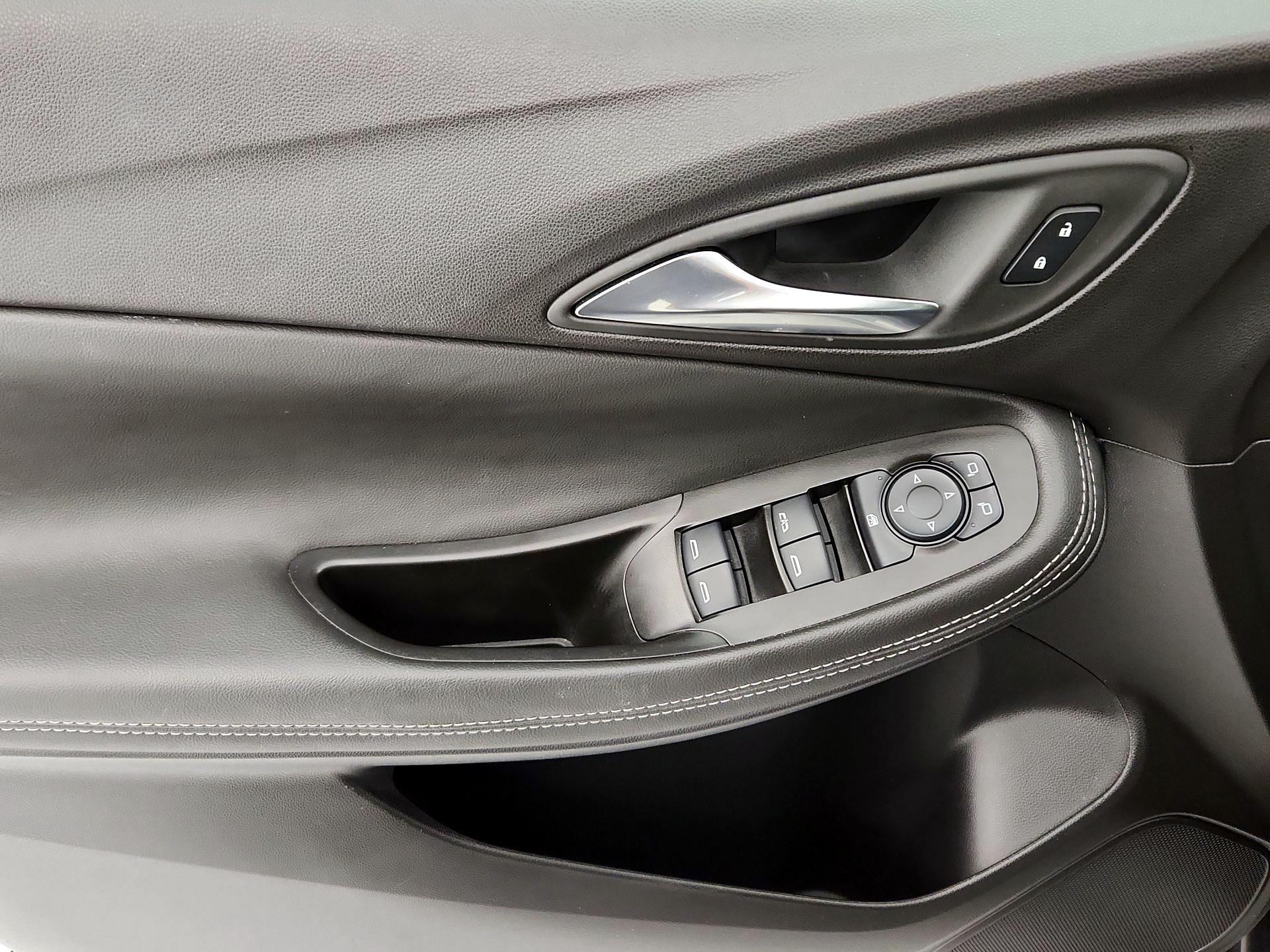 Thumbnail: 2023 Buick Encore GX - 12